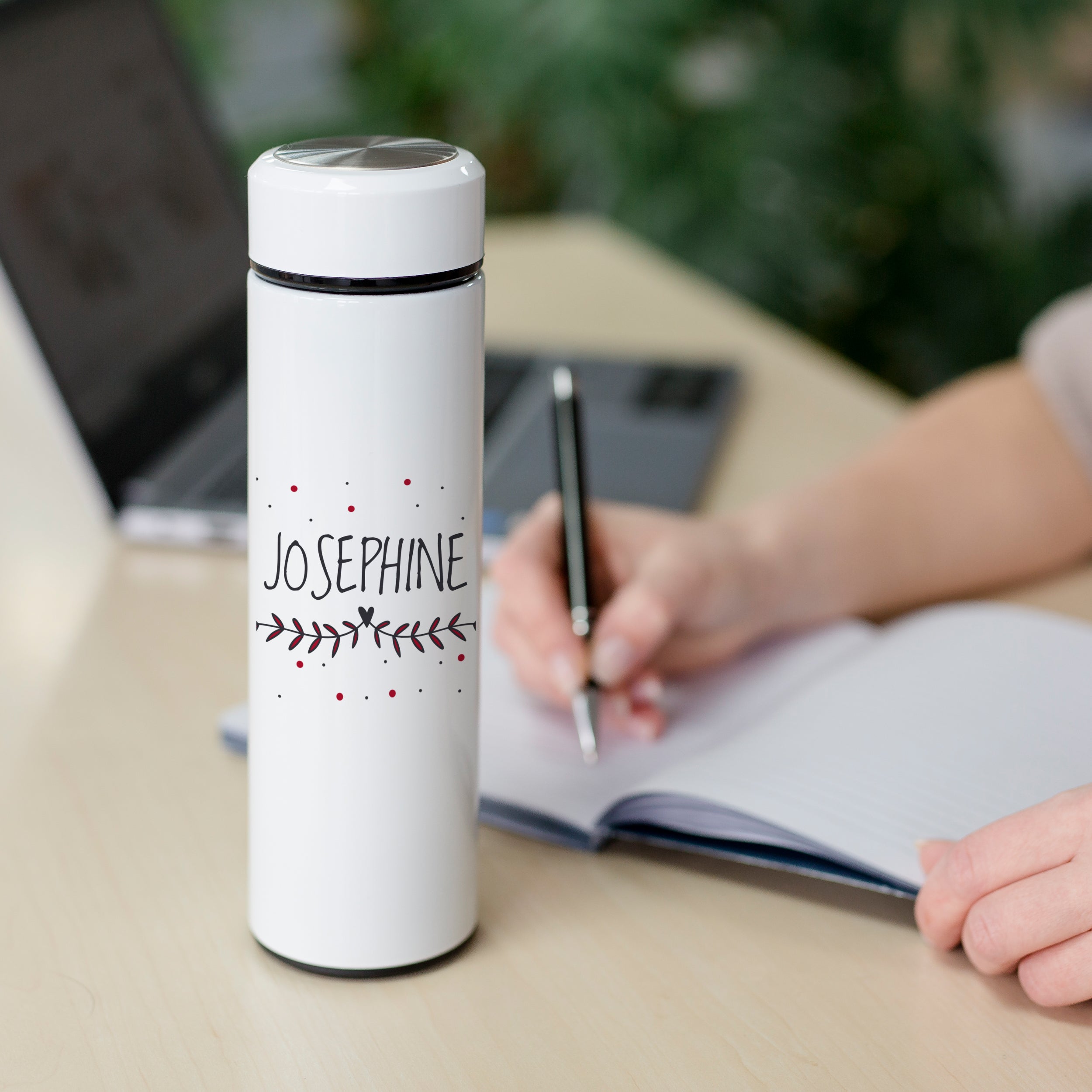 Tee Thermobecher mit individuellem Namen - Perfekter Begleiter für Teeliebhaber