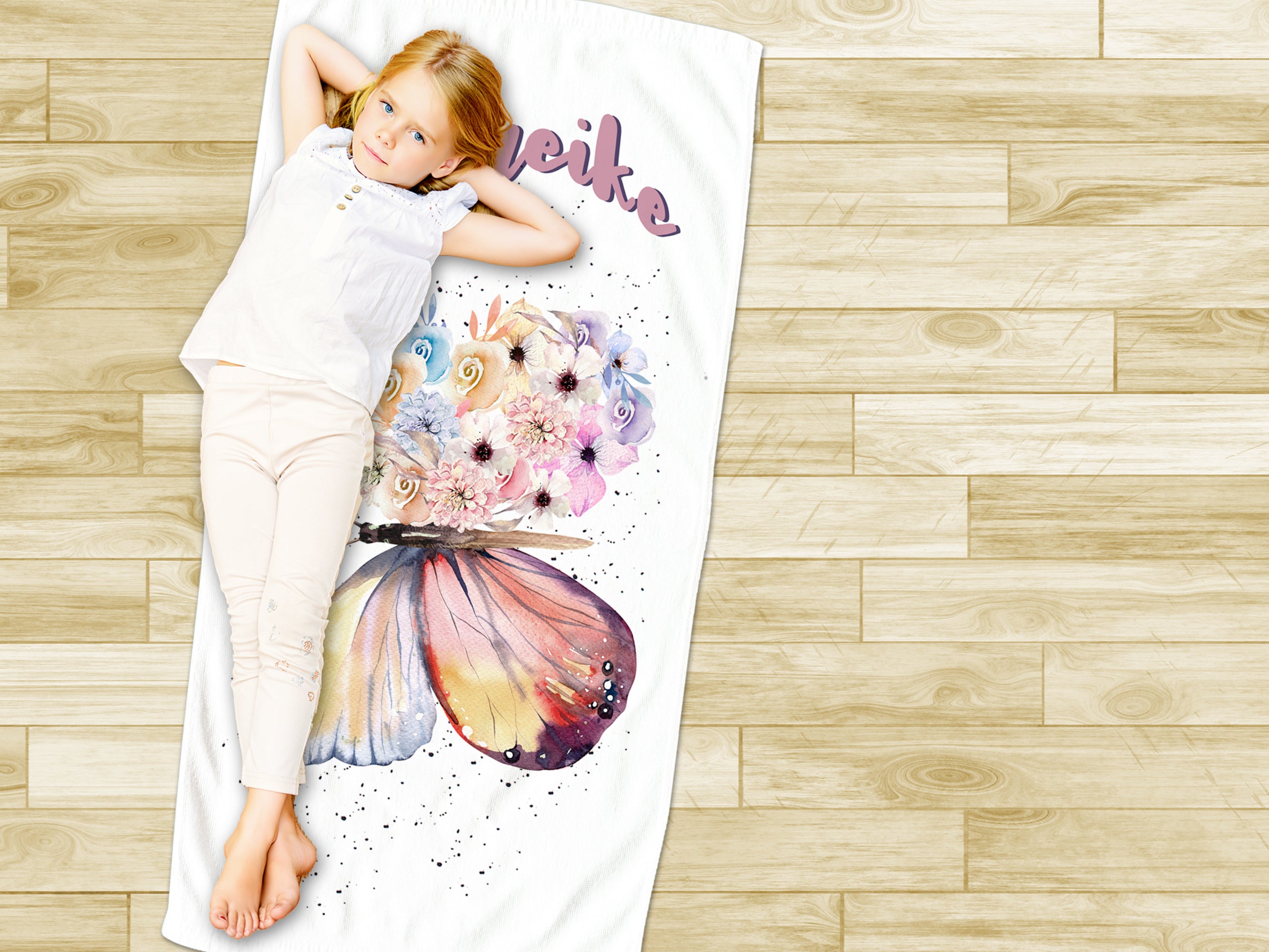 Handtuch mit Schmetterling und Blumen