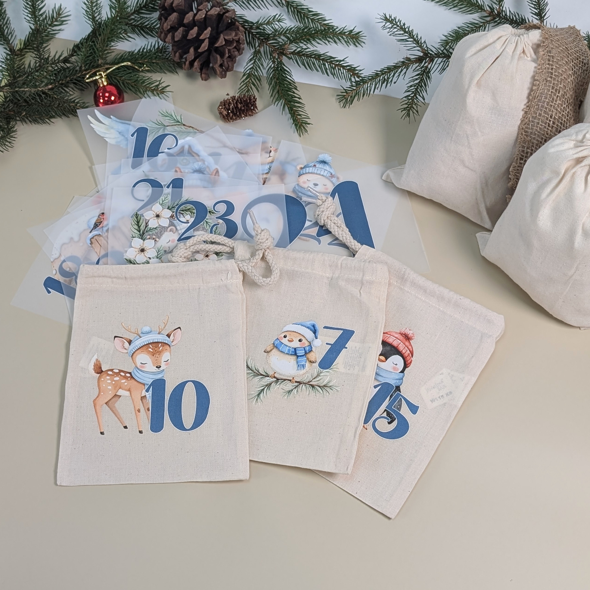 Adventskalender Winterwald in Blau