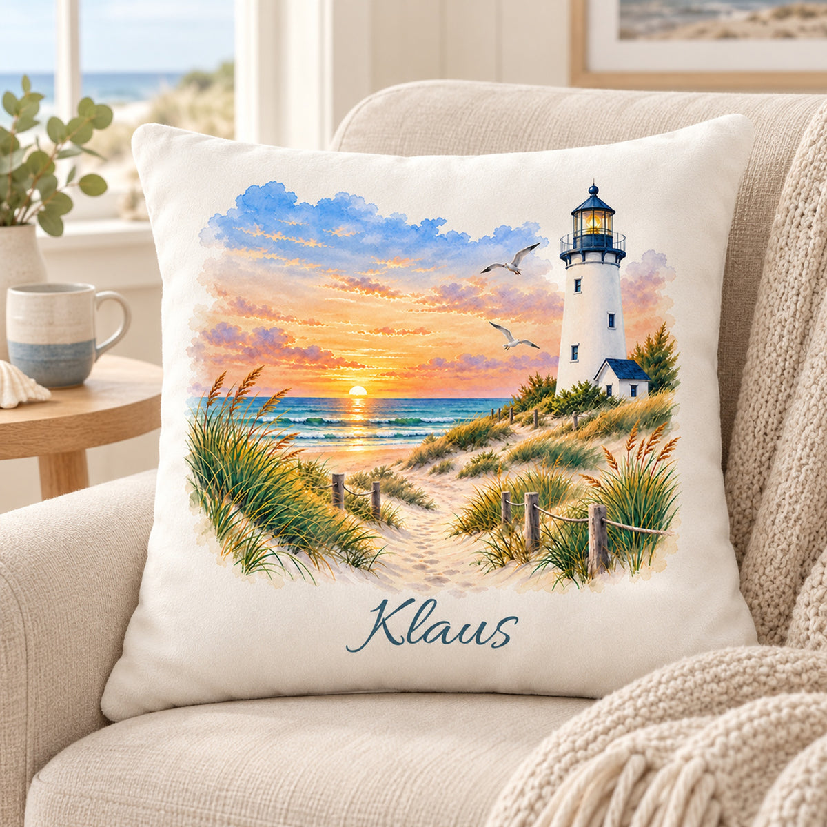 Abendhorizont: Kissenbezug mit Leuchtturm und Beispielname Klaus – Leseecke