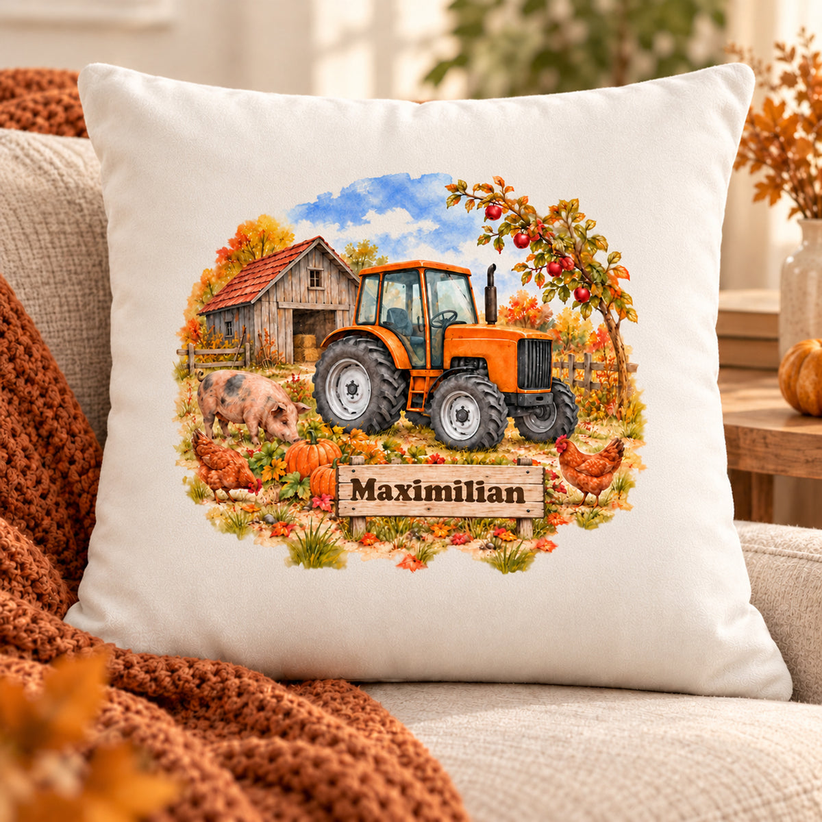 Wohnumgebung: personalisierter Traktor-Kissenbezug Oranger Traktor zur Herbsternte, 40 × 40 cm, Beispiel Maximilian