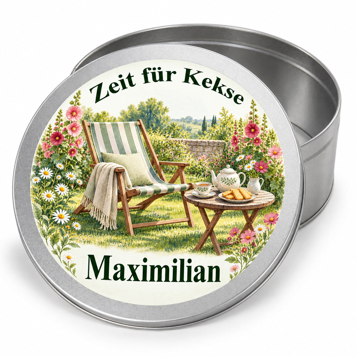 Nahansicht der Keksdose mit Motiv Liegestuhl im Blütengarten, bedrucktem Deckel und silberner Dose
