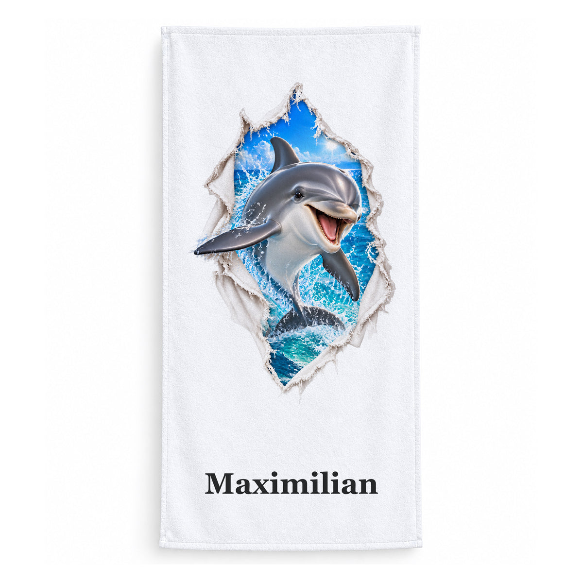 Kleine Handtuchgröße 50 × 100 cm mit Delfin und Wunschname auf weißem Hintergrund.