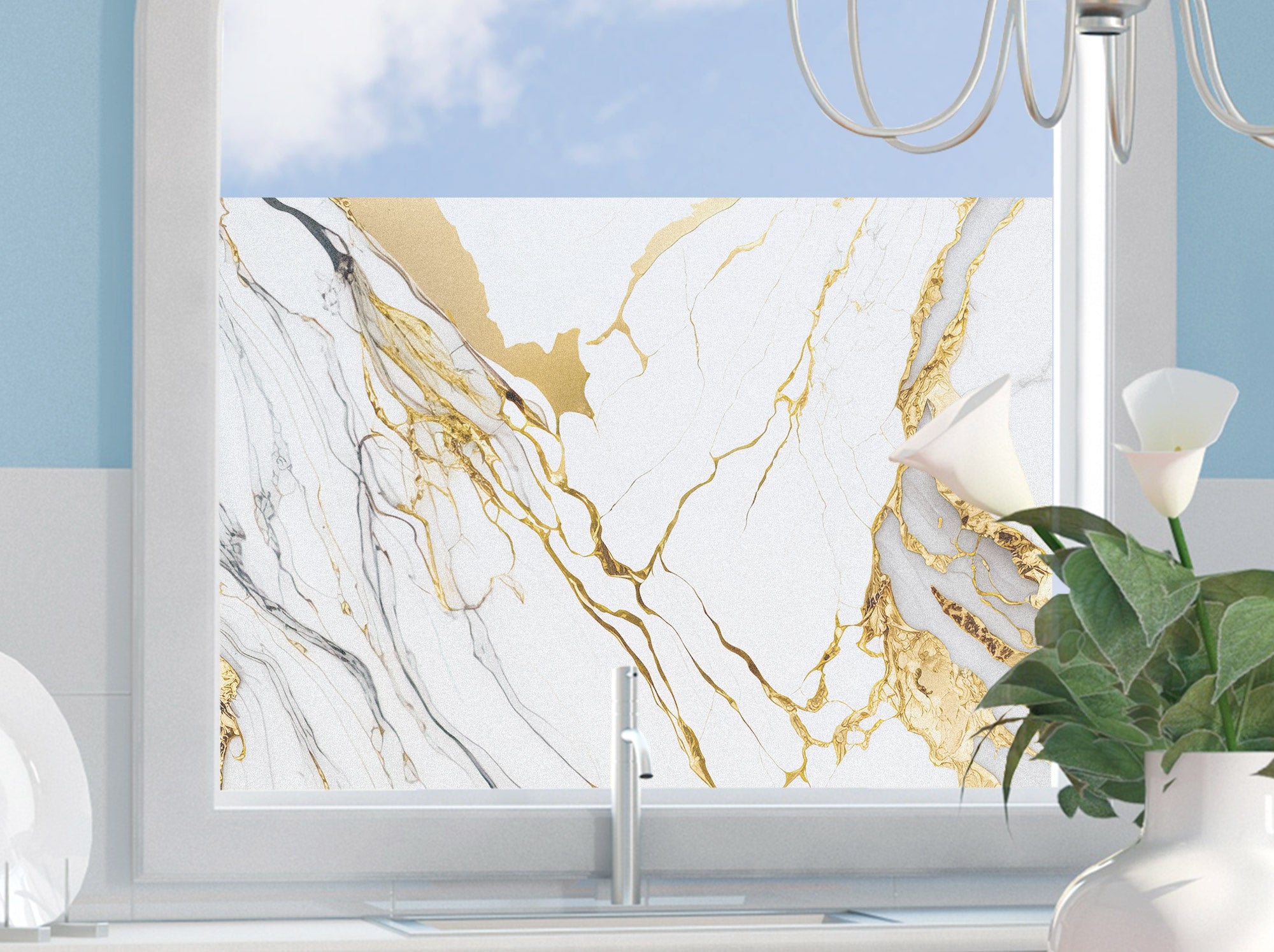 Fensterfolie Marmor mit Gold-Details