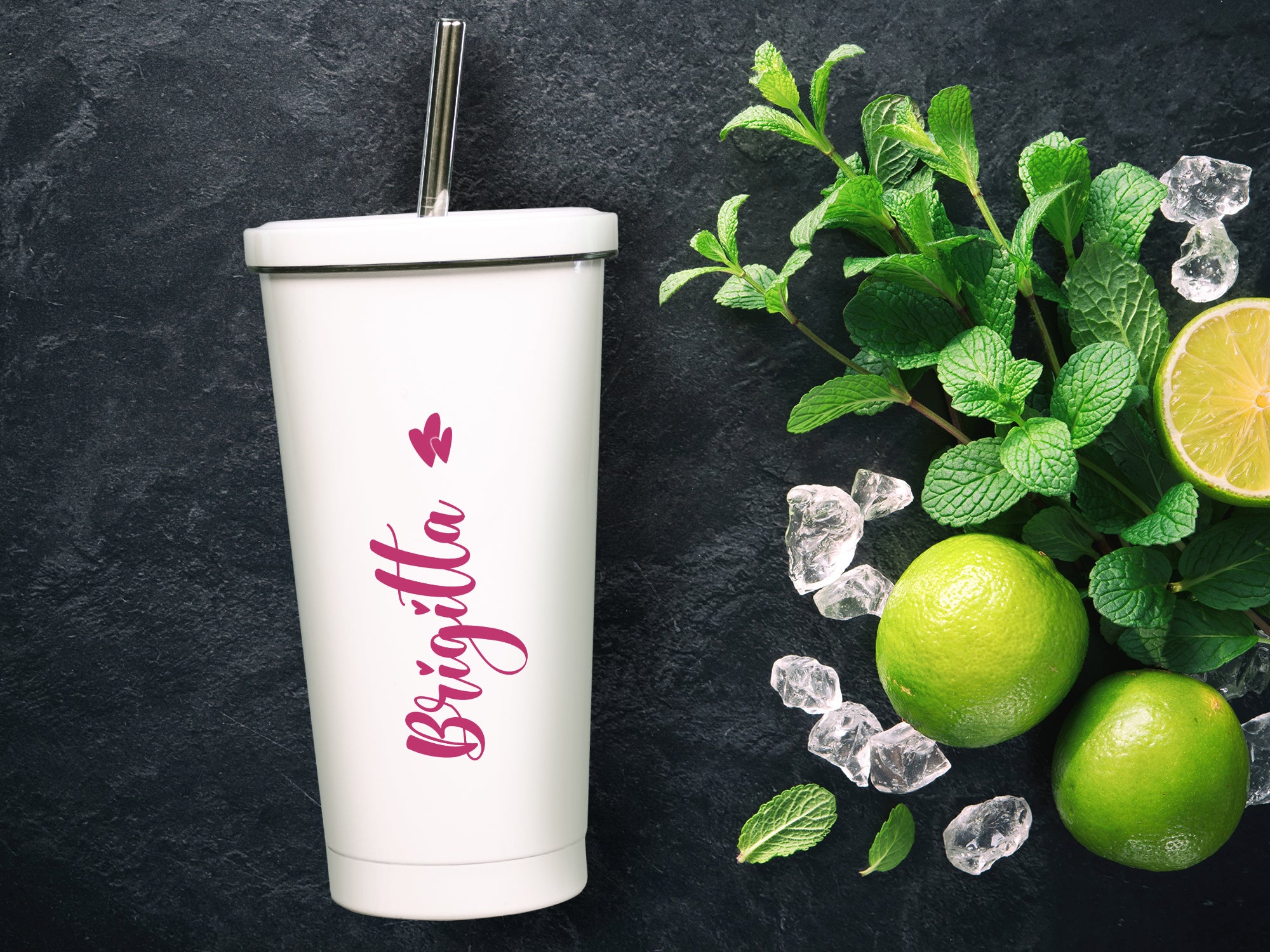 Trinkbecher mit Herzchen