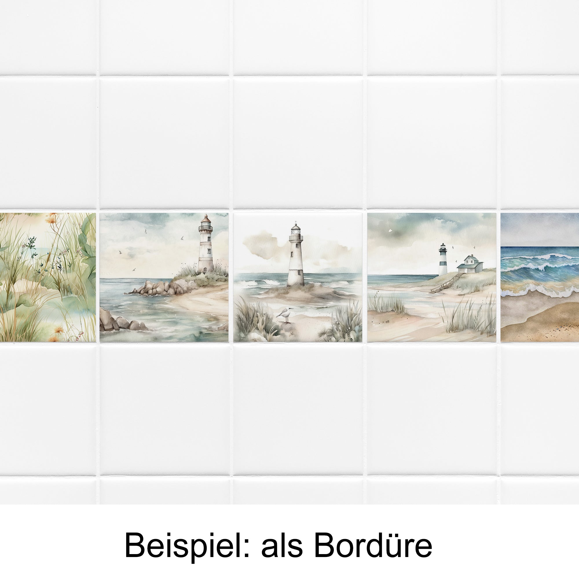 Fliesenbordüre mit Leuchttürmen und Küstenmotiven in sanften Farben.
