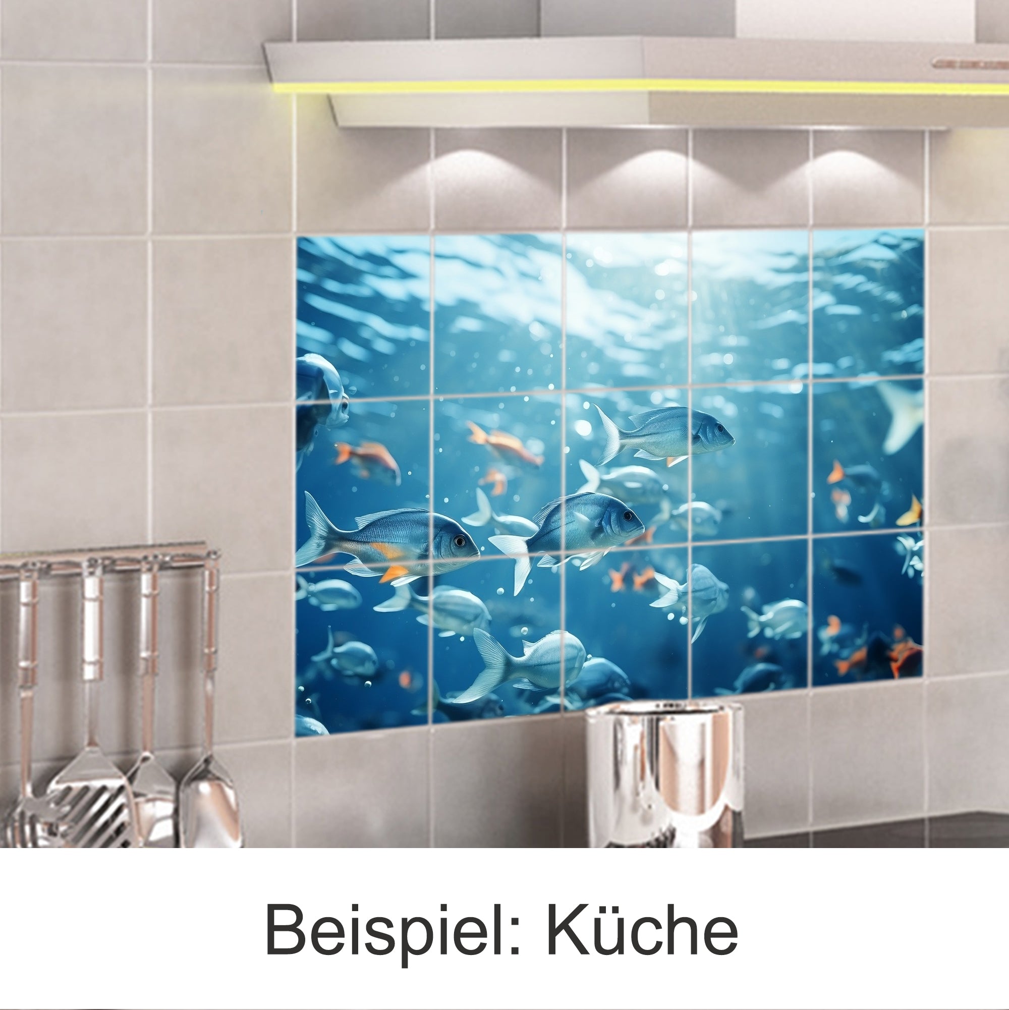 Unterwasser-Motiv mit Fischen in Blau- und Orangetönen.