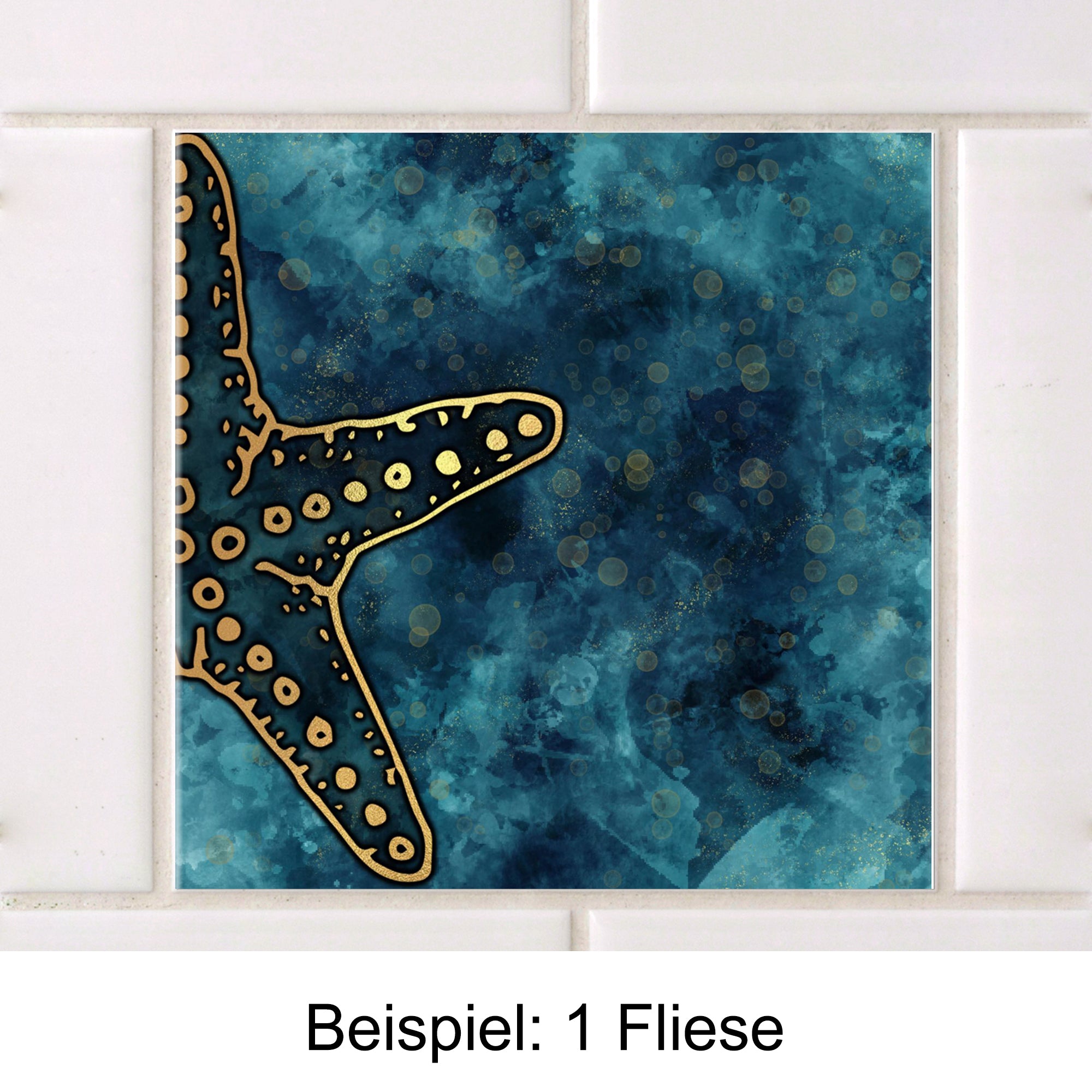Sternenförmige Fliese in Blau mit goldenen Akzenten.