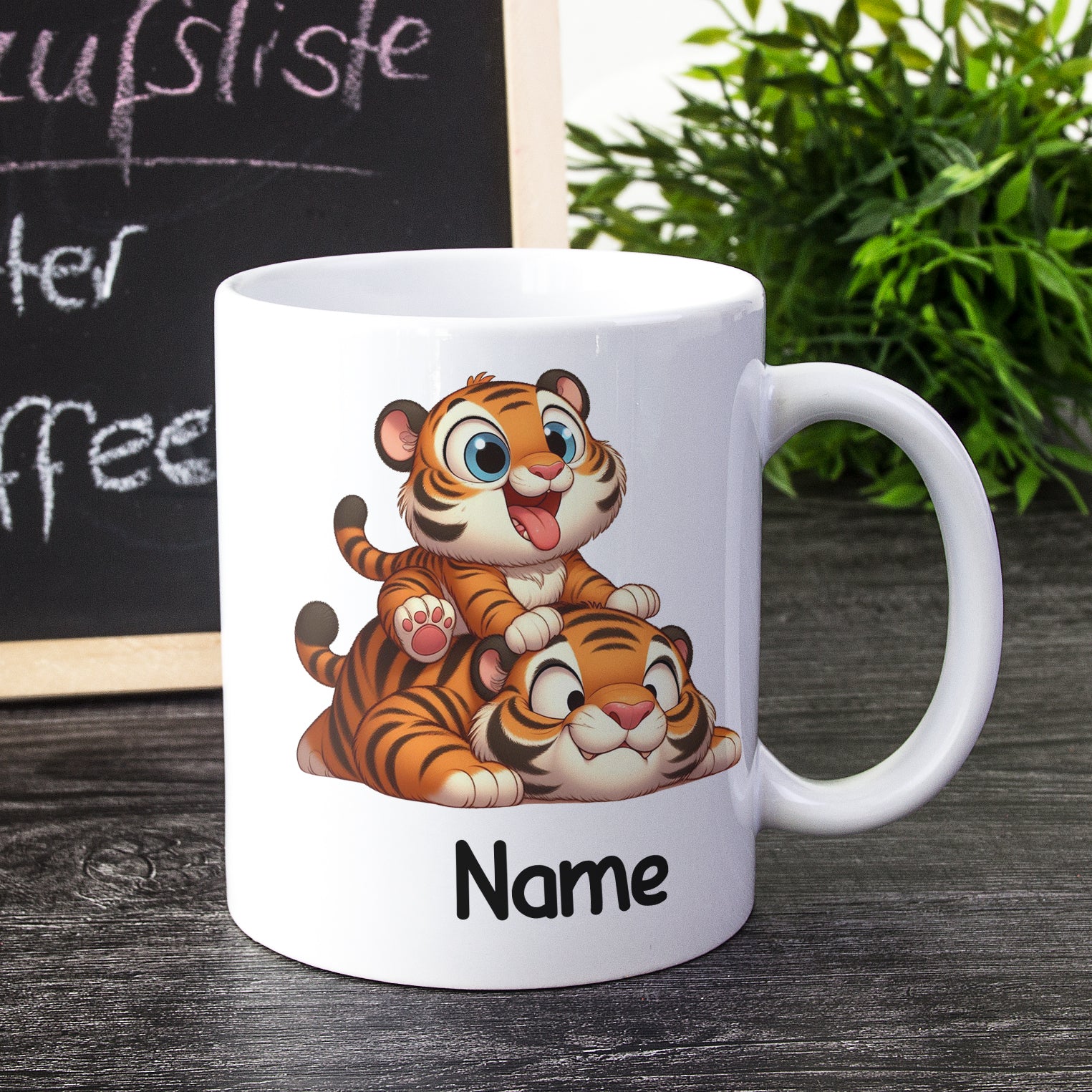 Tasse mit süßen Tigern