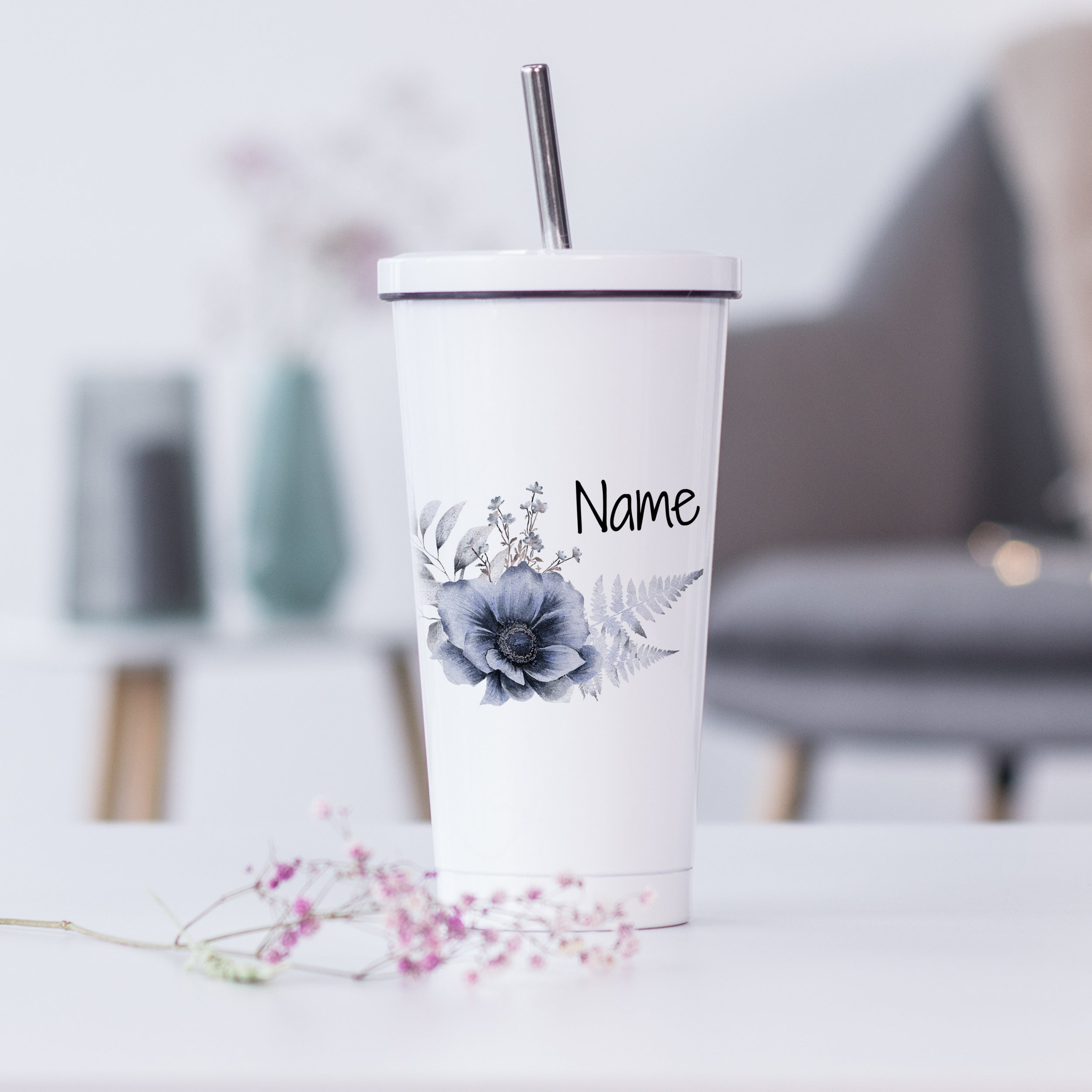 Trinkbecher mit Blumendesign