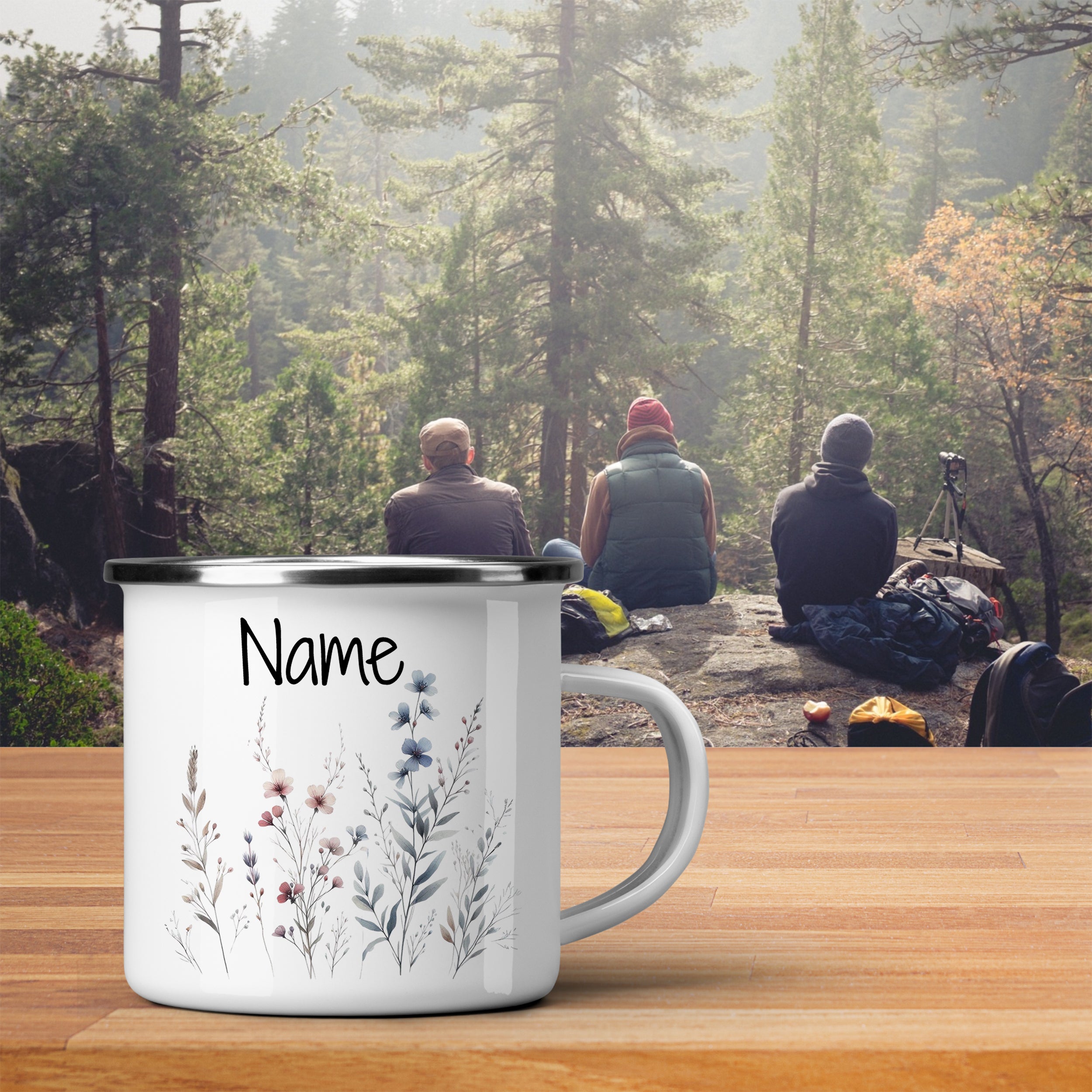 Emaille Becher mit Blumenmotiv