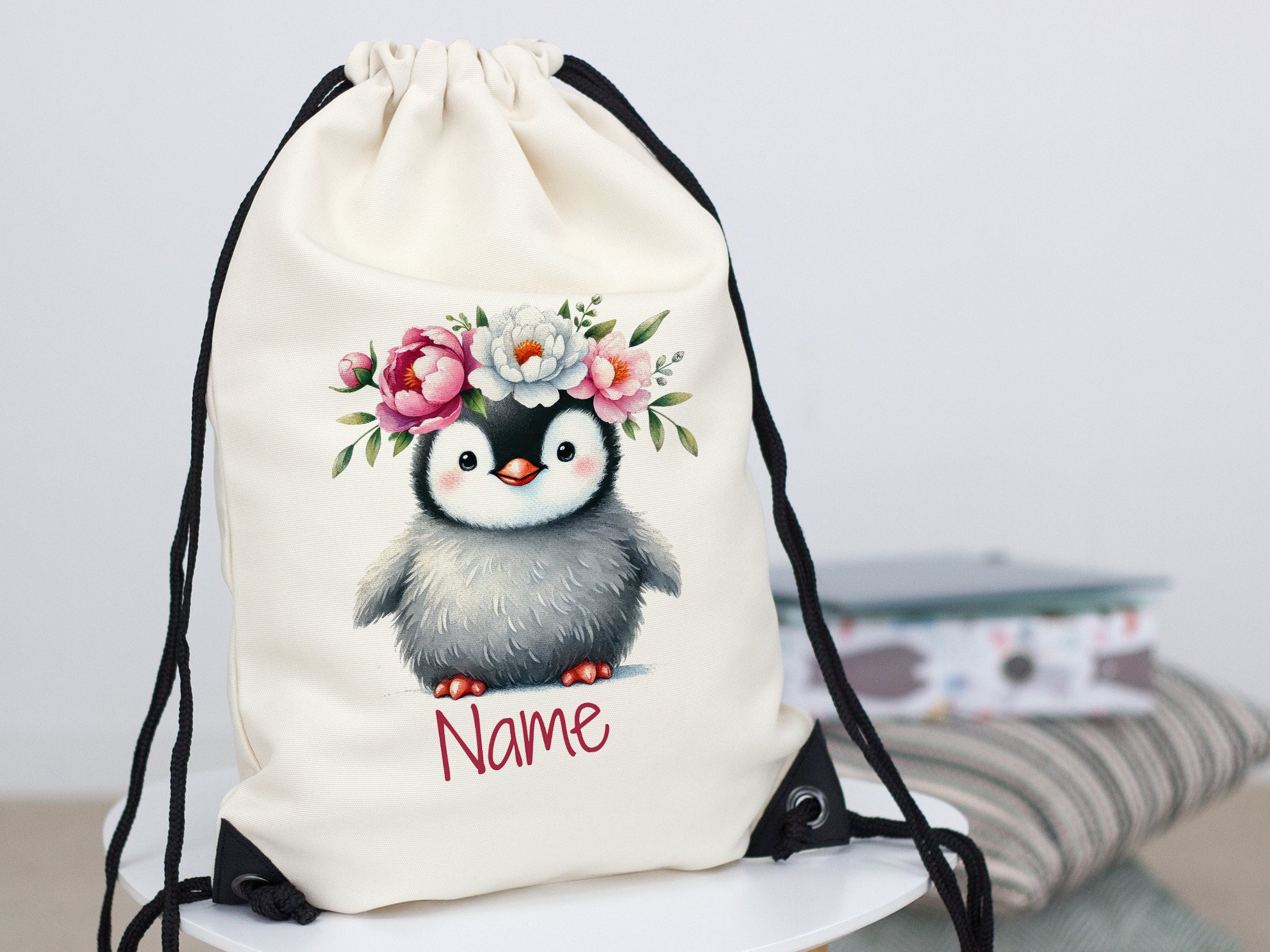 Turnbeutel mit Pinguin und Blumen