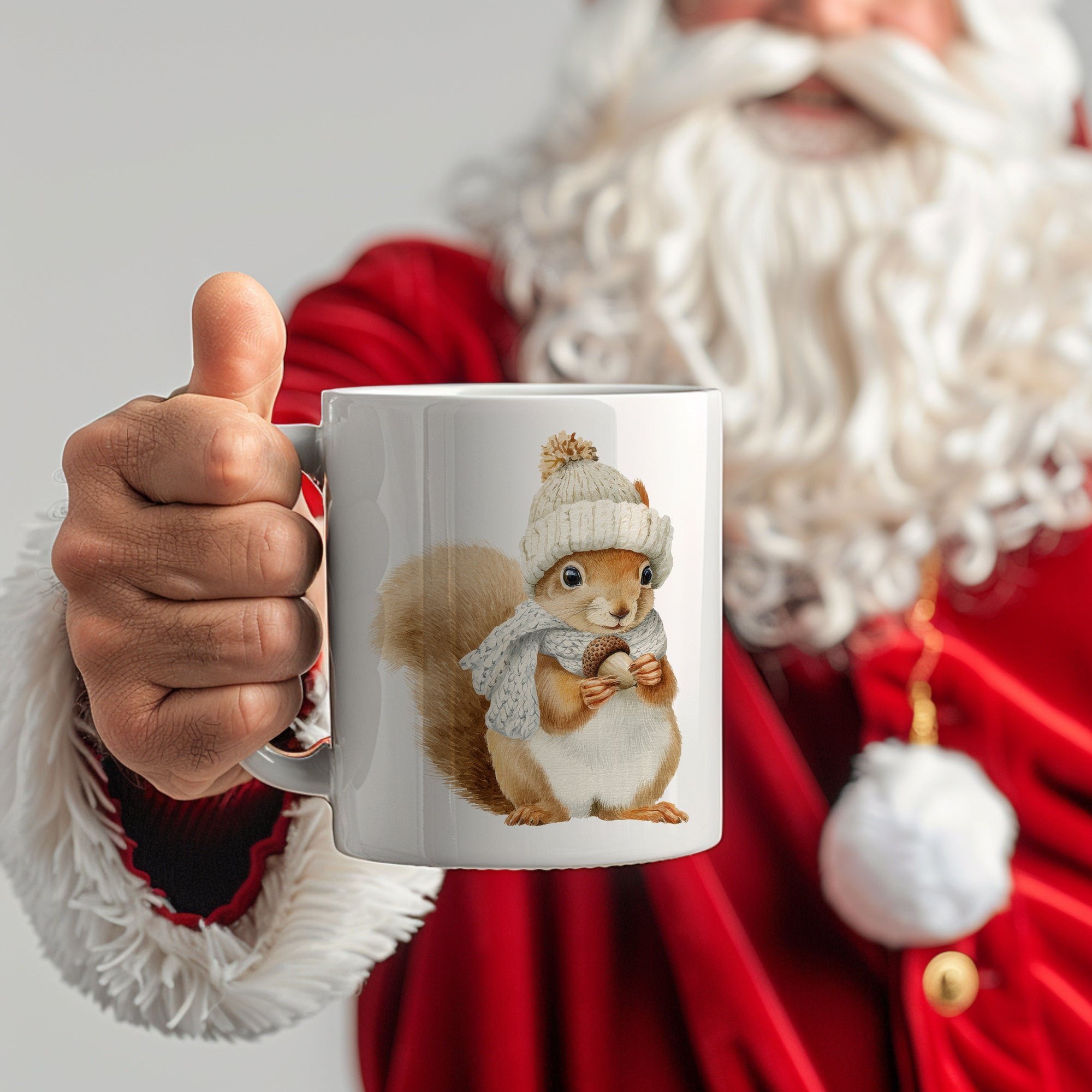 Tasse mit süßem Eichhörnchen