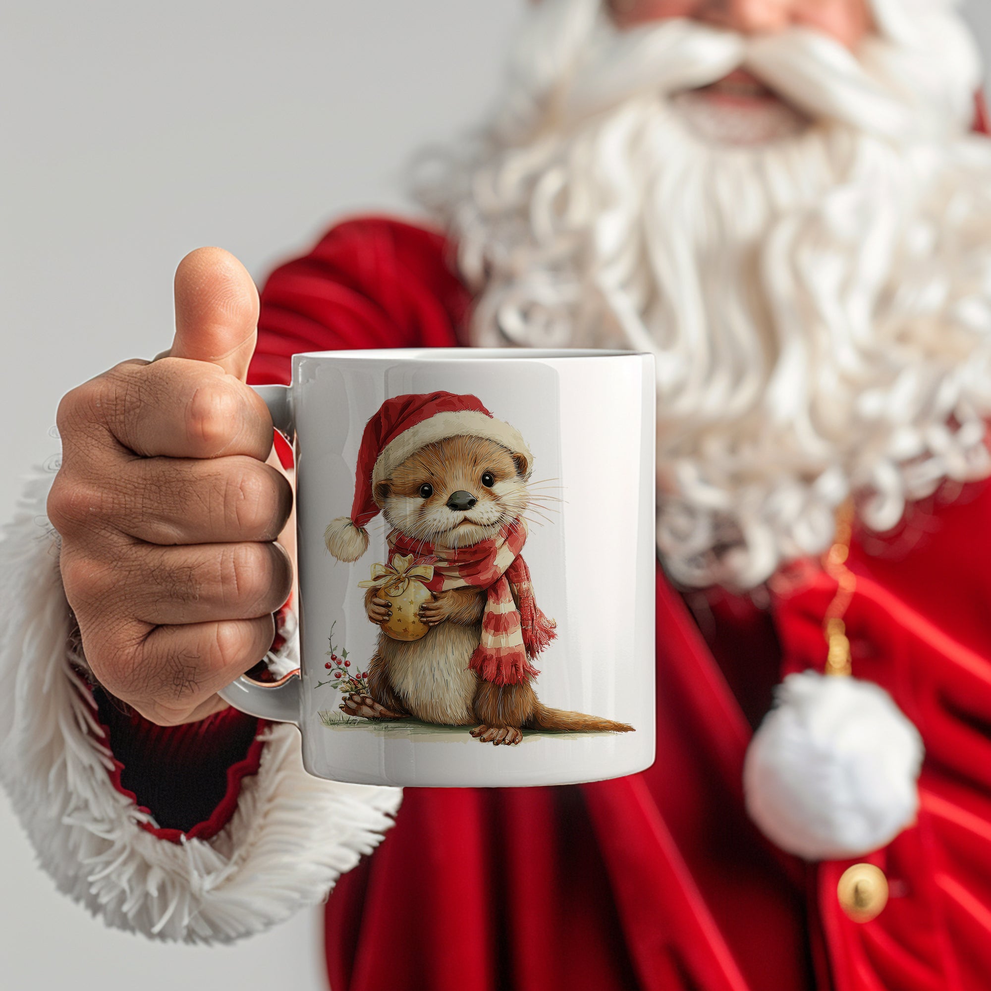 Tasse mit Otter im Weihnachtsmann-Outfit und Schal.