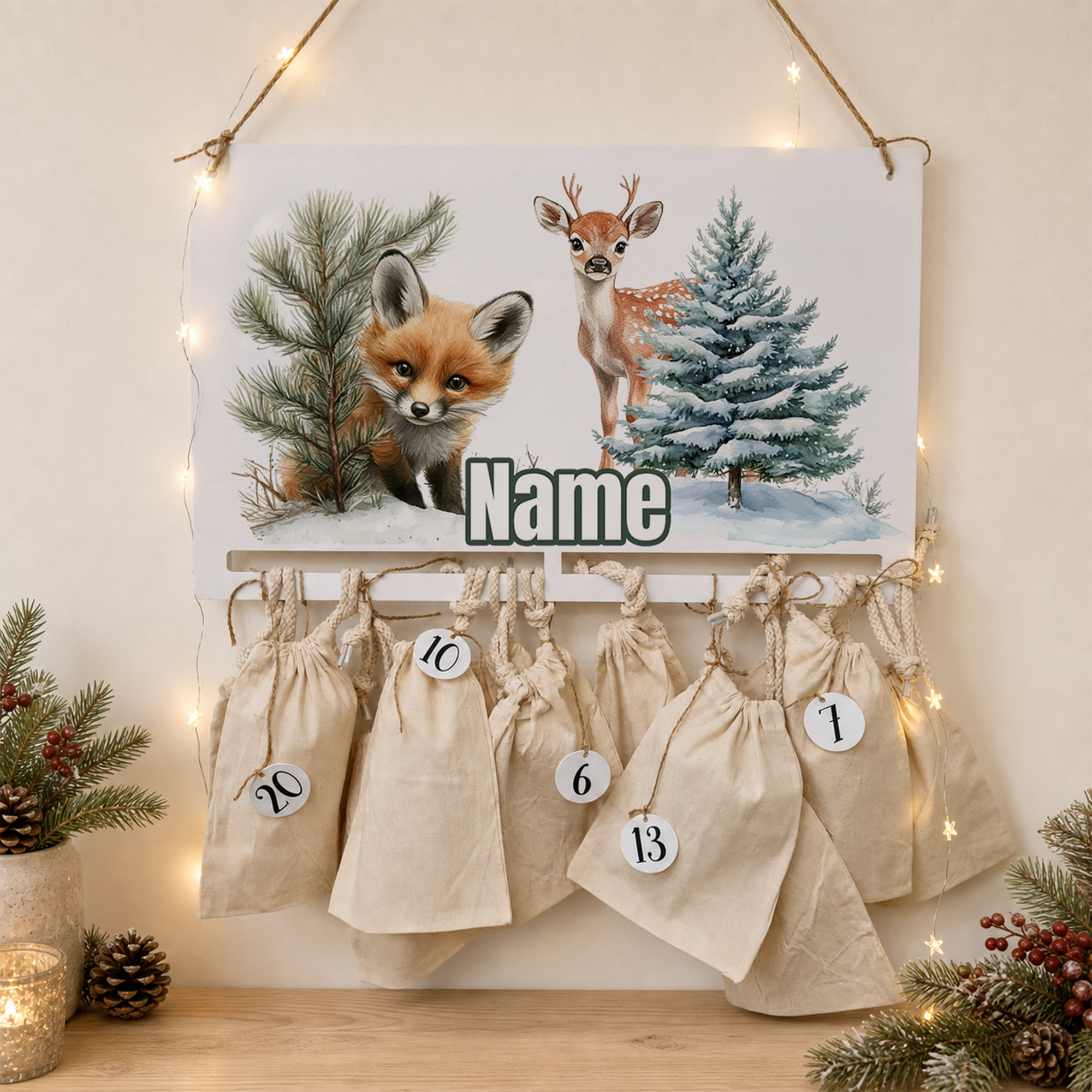 Personalisierter Adventskalender mit Fuchs, Reh, Zahlenanhängern und Baumwollbeuteln