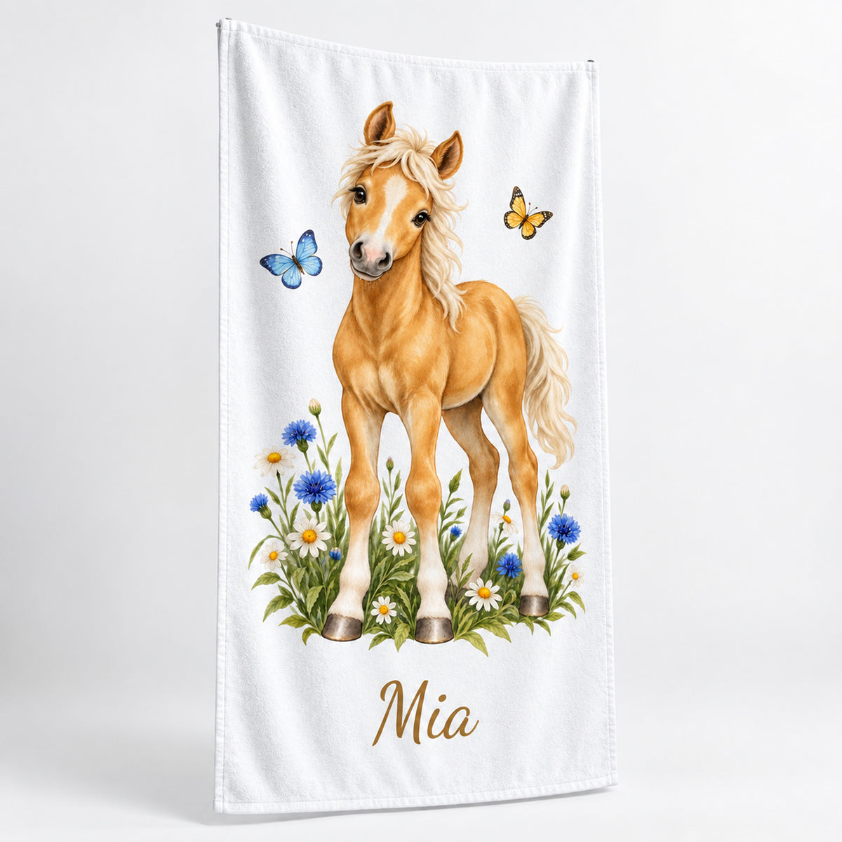 Handtuch mit Kleines Wiesenpony und Wunschname – Produktansicht 3