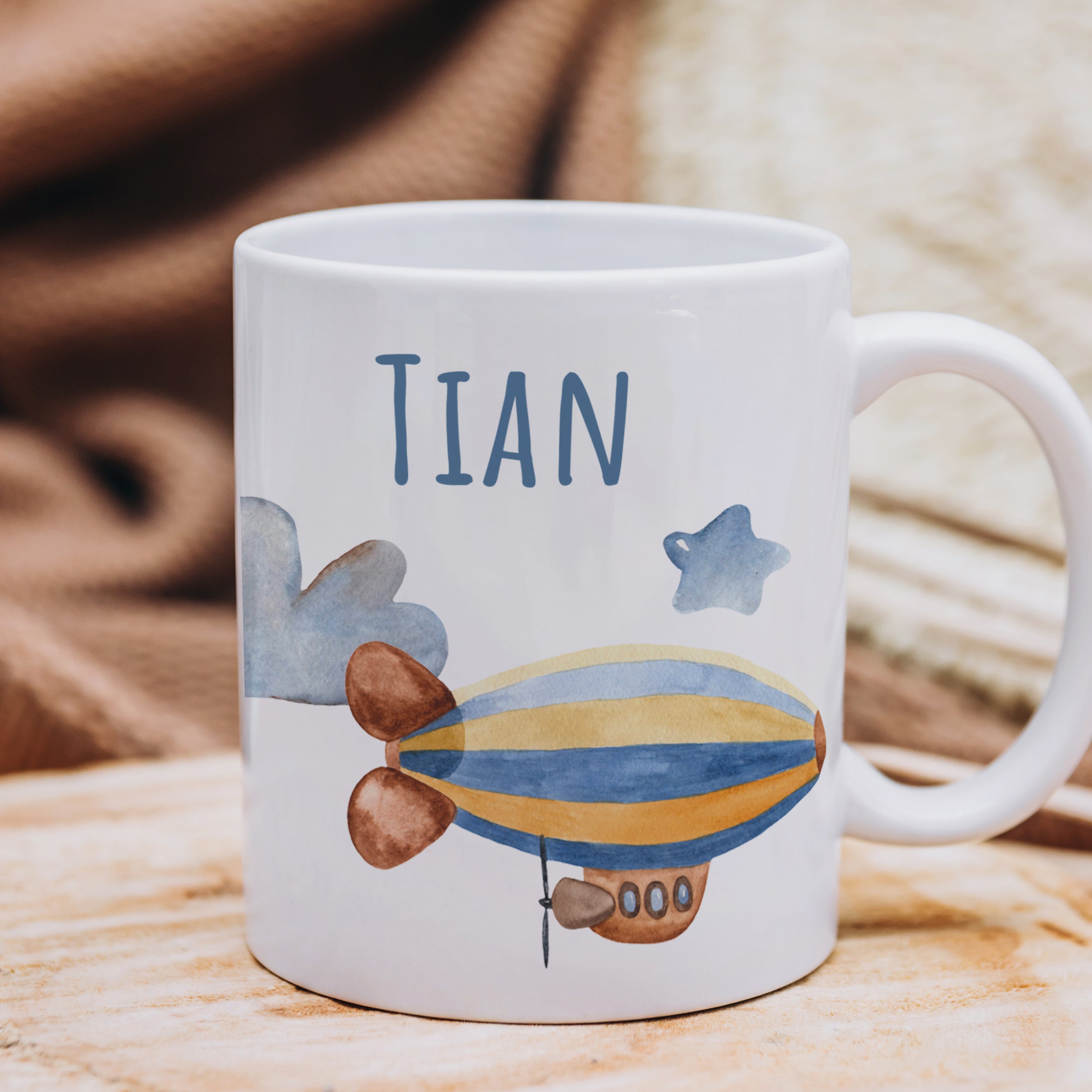 Tasse mit Flugzeugen