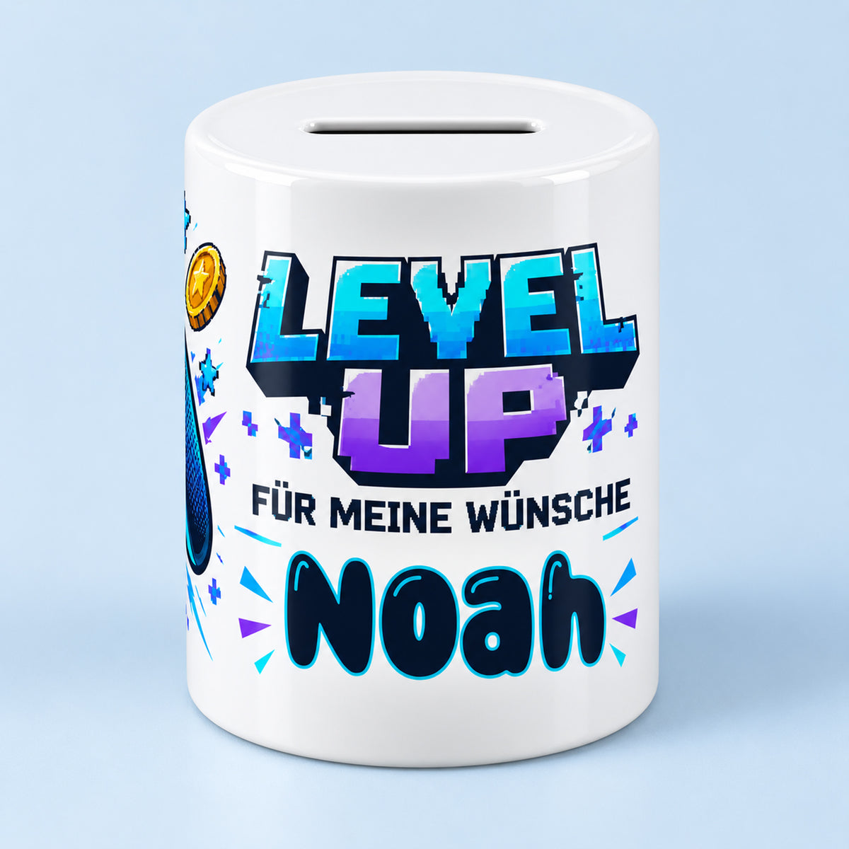 Spardose Gaming mit Namen – Level up – Rückseite, Beispielname Noah