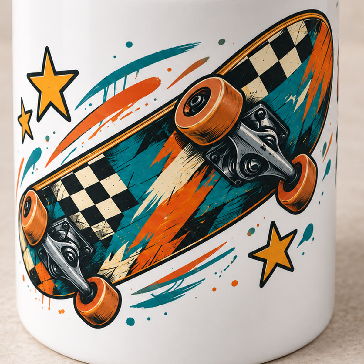 Spardose Skateboard mit Namen – Wunschziel – Motivdetail, Beispielname Mika
