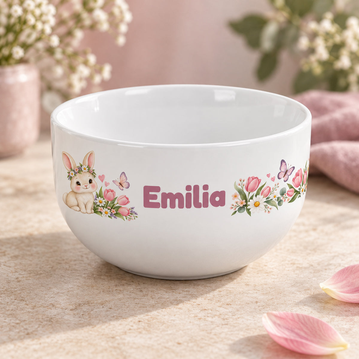 Schrägansicht der Müslischale Blumenhäschen mit Beispielname Emilia