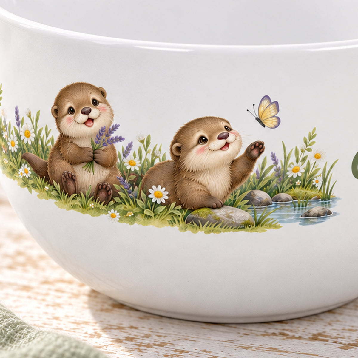 Nahaufnahme der Otterillustration – Müslischale Otter Blumenwiese, Beispielname Emma