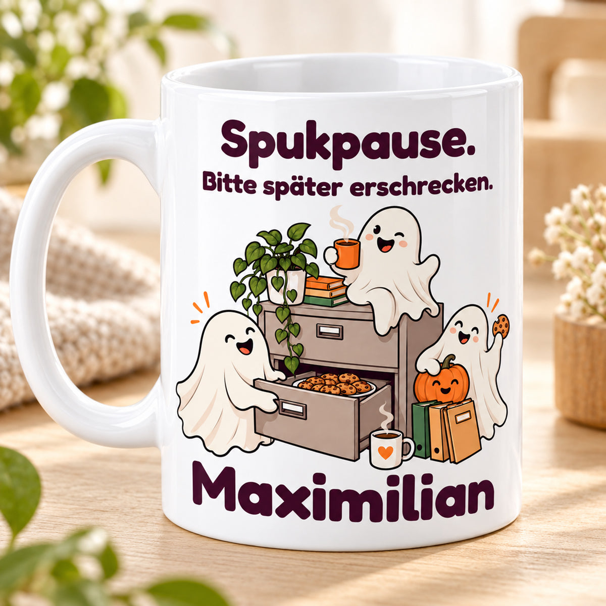 Geisterbuero-Tasse mit Wunschname - Motiv 4, Ansicht 2