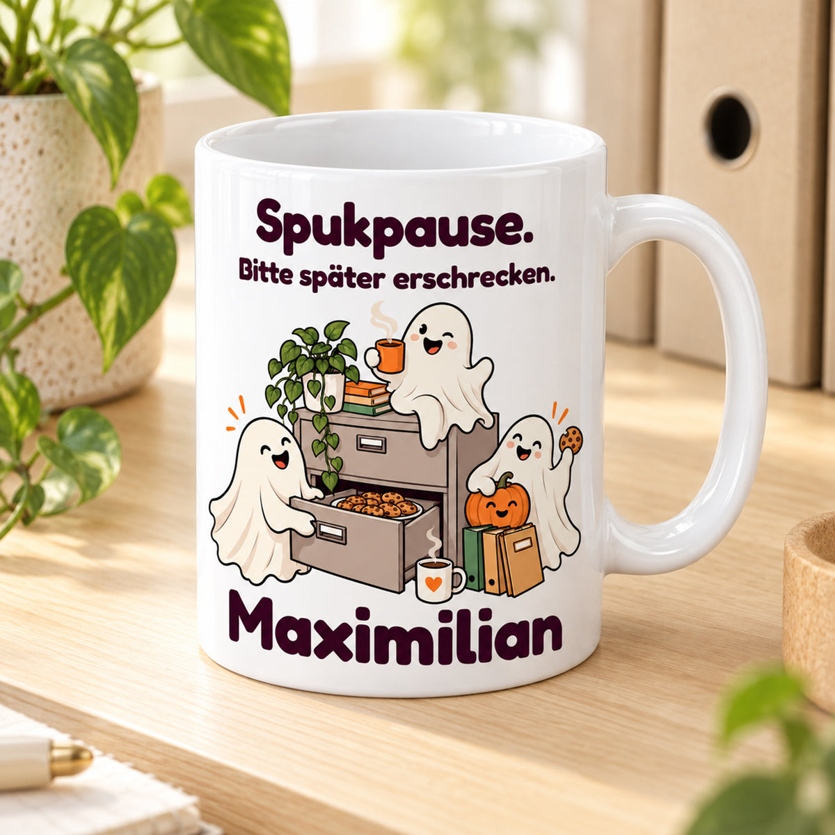 Geisterbuero-Tasse mit Wunschname - Motiv 4, Ansicht 3