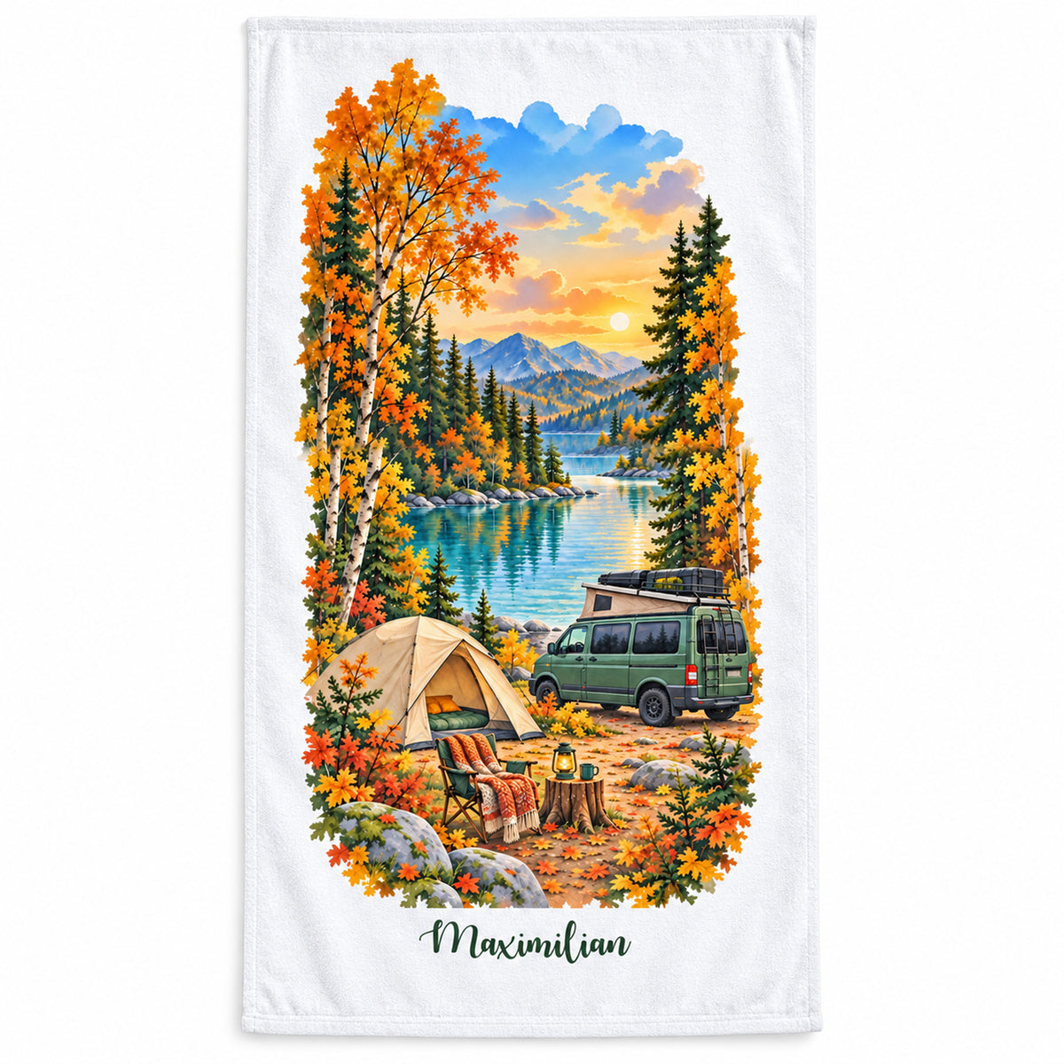 Camping-Handtuch Herbstliche Seebucht mit Wunschname – Ansicht 1