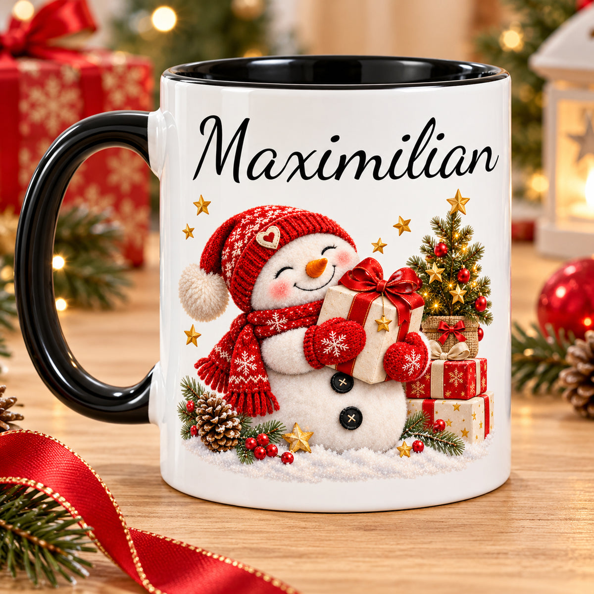 Zweite bedruckte Seite: Schneemann-Tasse Geschenkfreude, schwarzer Henkel, 330 ml, mit Beispielname Maximilian