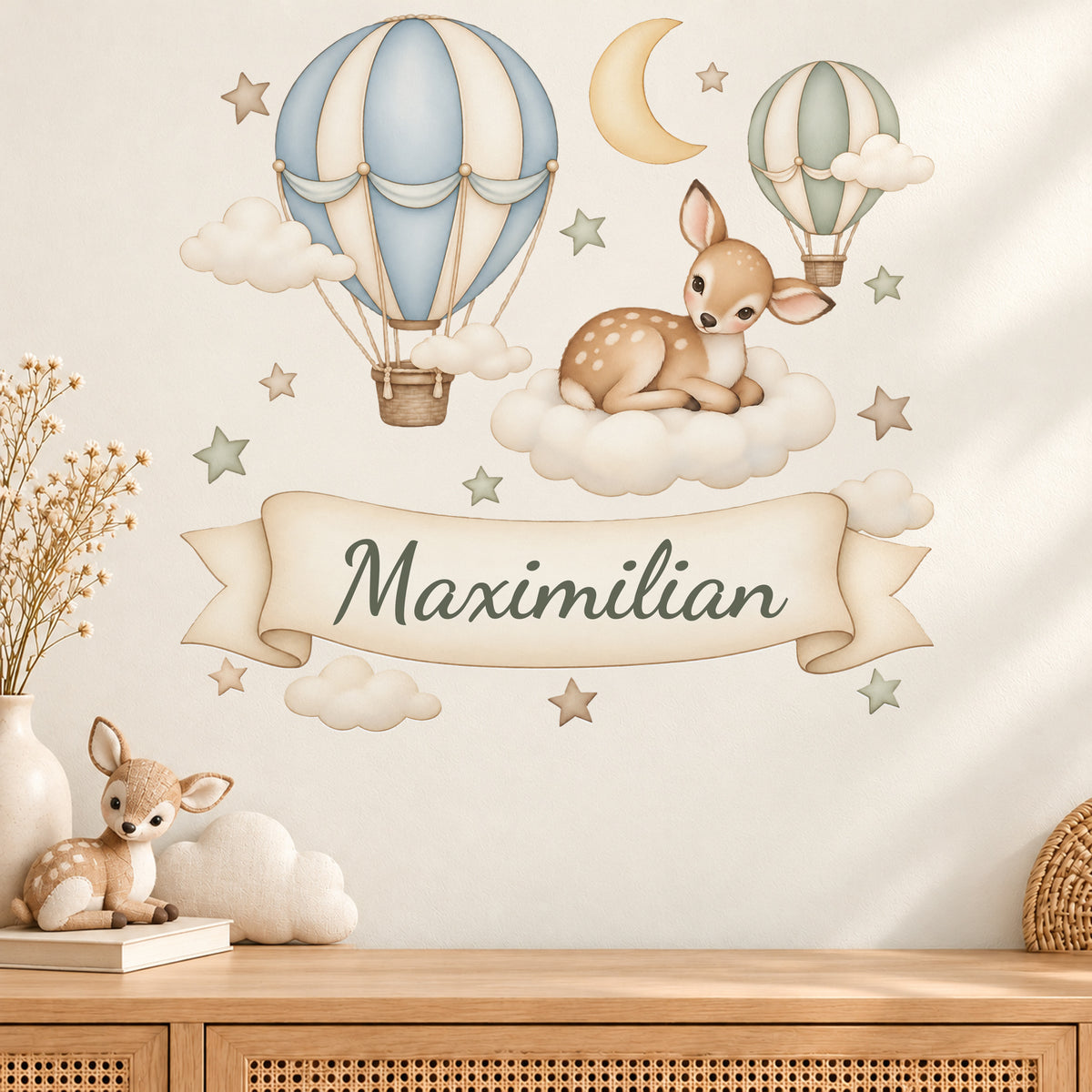 Wandtattoo Rehkitz mit Namen im Banner - Babyzimmer an der Wand
