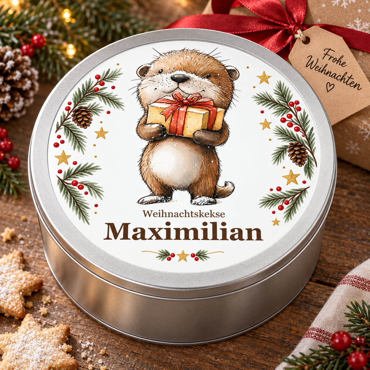 Keksdose Weihnachten, Otter mit Geschenk, mit Wunschname schräg neben Paket und Anhänger