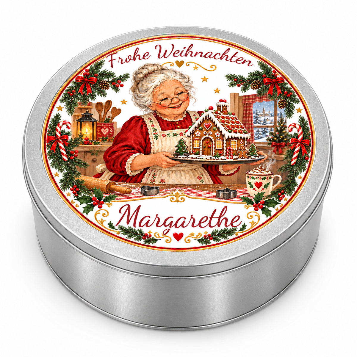 Silberne geschlossene Keksdose mit Weihnachtsoma-Motiv Lebkuchenhaus, Frohe Weihnachten und Wunschname vor weißem Hintergrund.