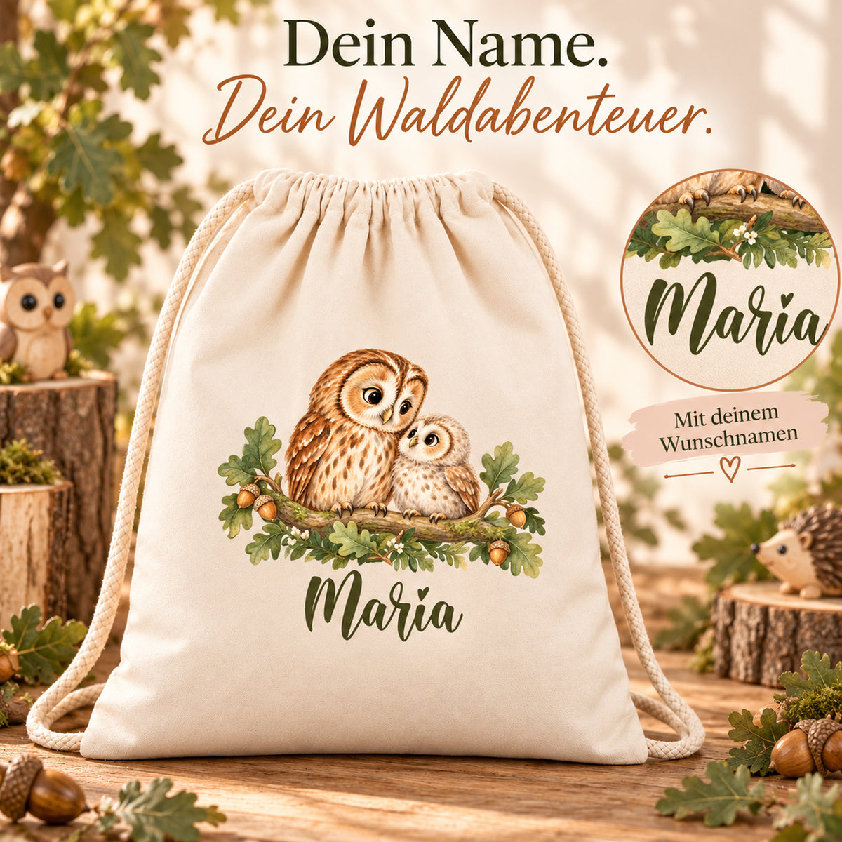 Turnbeutel mit Eule und Jungvogel und vergrößerter Darstellung der Personalisierung mit Wunschnamen