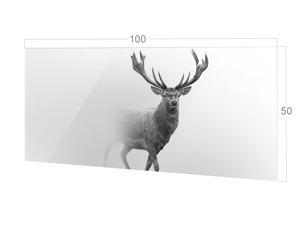 Hirsch mit großen Geweih, schwarz-weiß, moderne Wanddekoration.