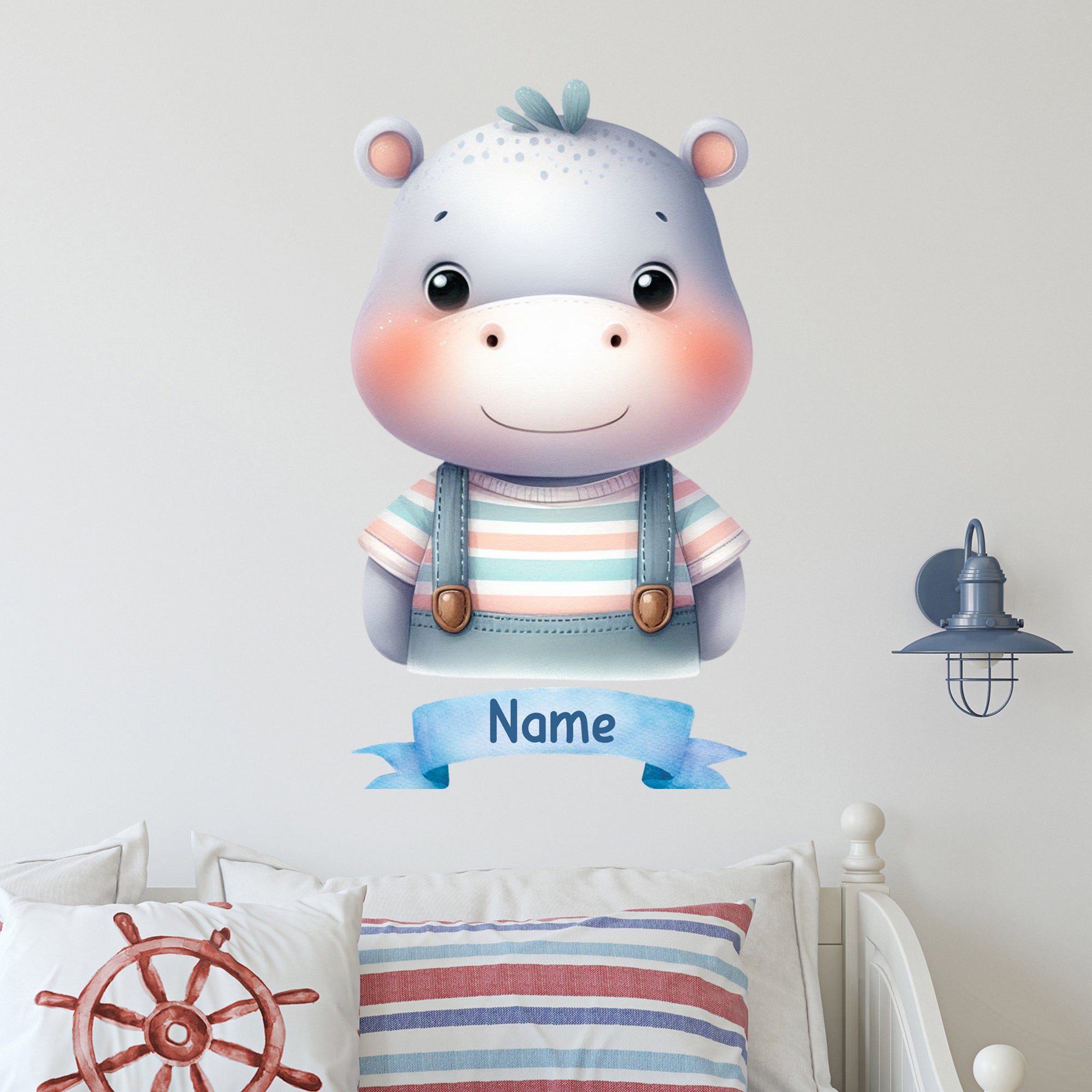 Kawaii-Hippo mit Streifenhemd und Namensbanner.