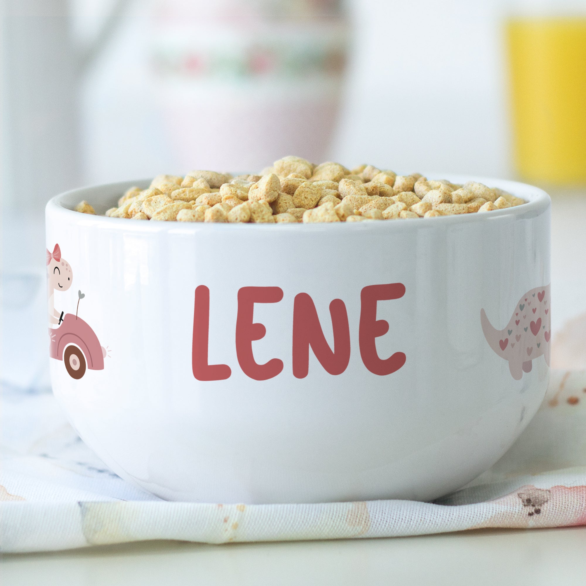 Müslischale mit niedlichem Dinos in rosa