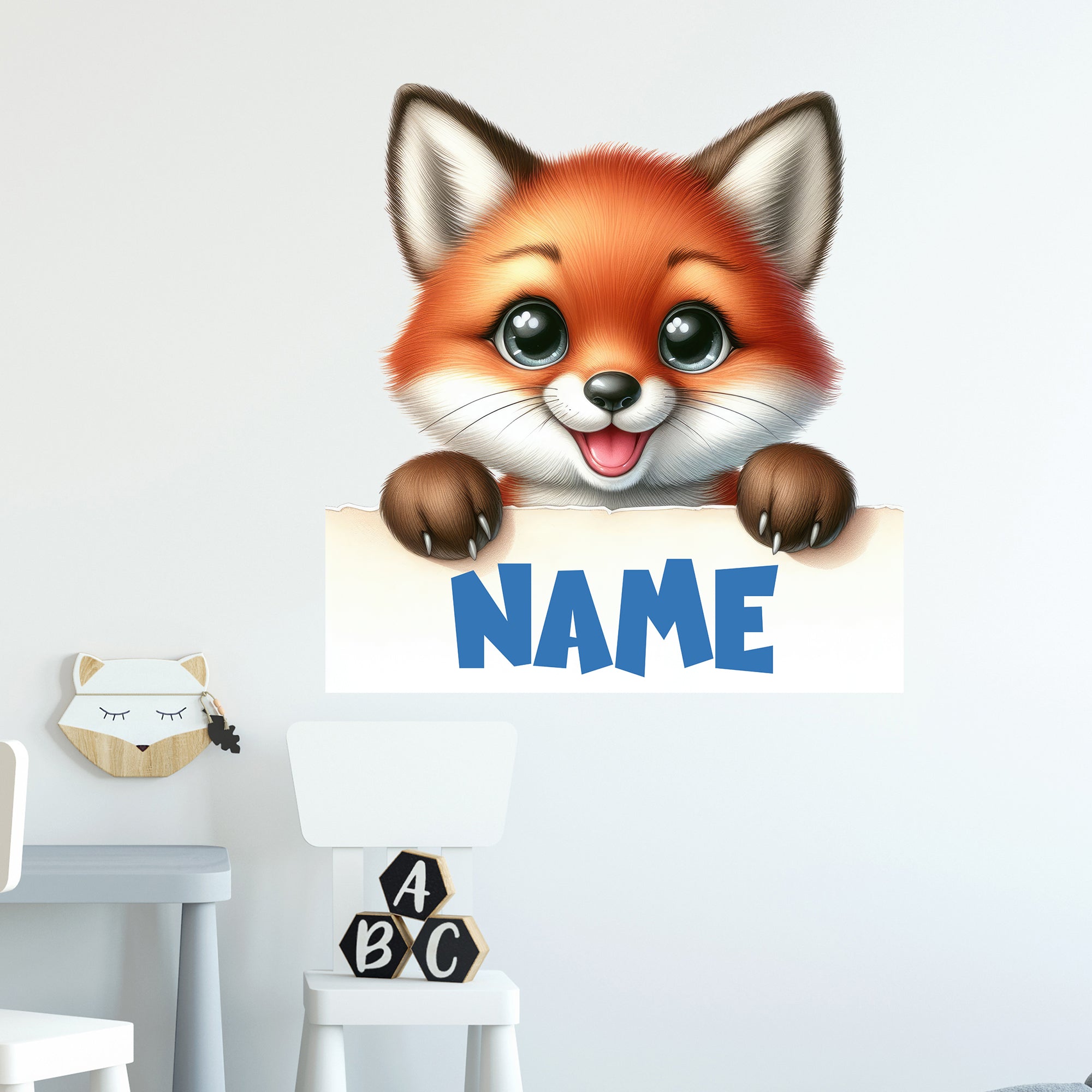Fuchs-Wandtattoo mit buntem Hintergrund und Platz für Namen.