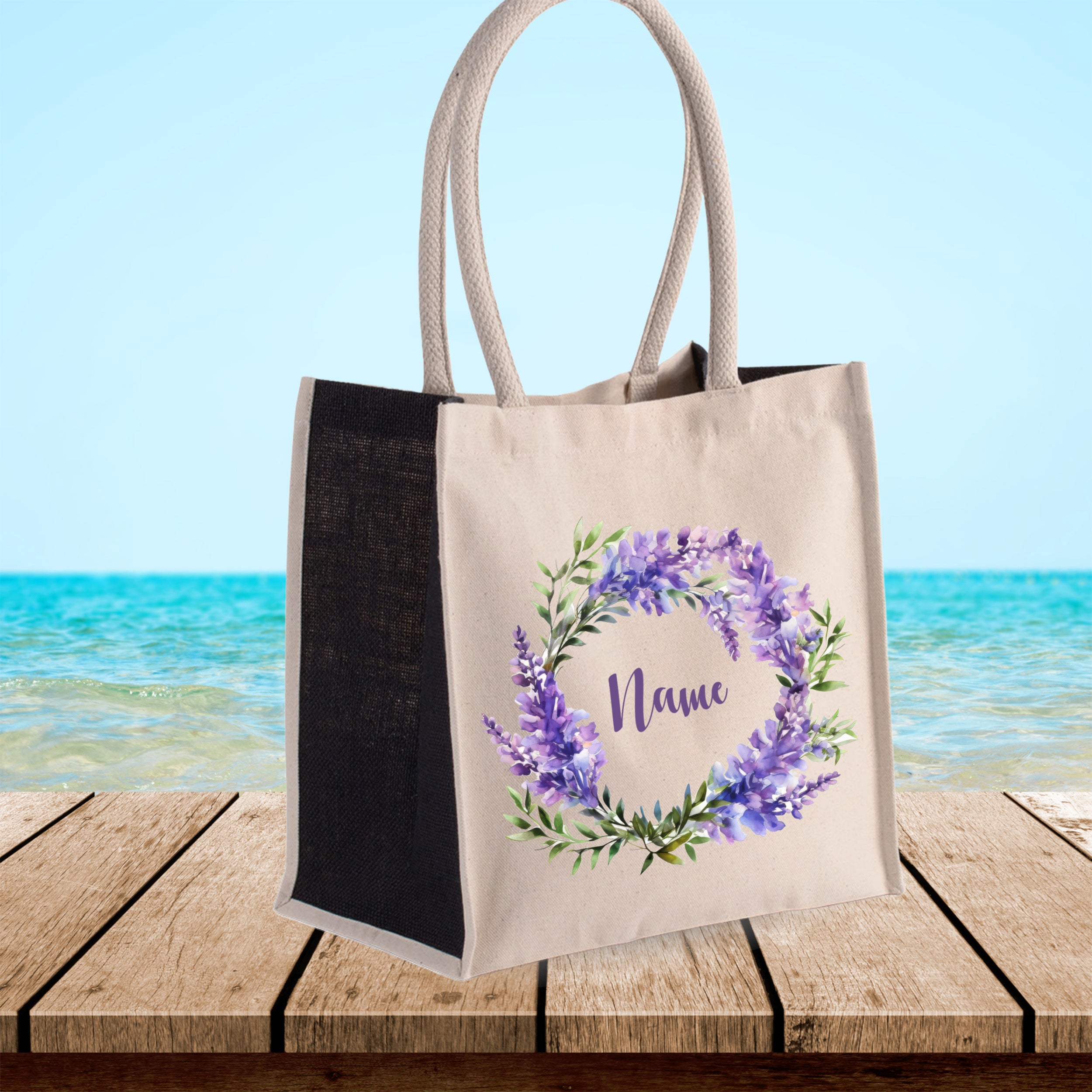 Tasche mit lila Blumenkranz