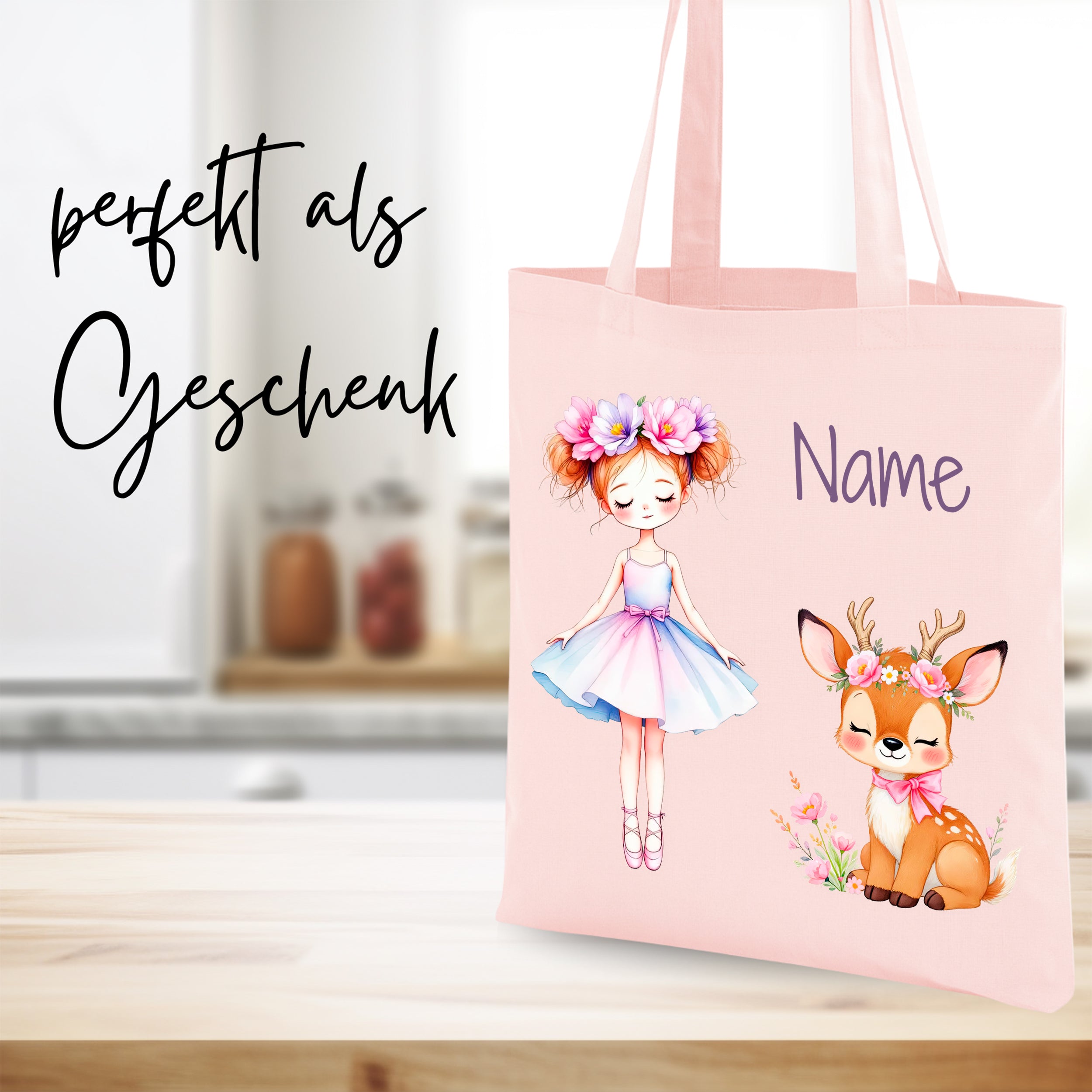 Tasche mit süßem Mädchen und Reh