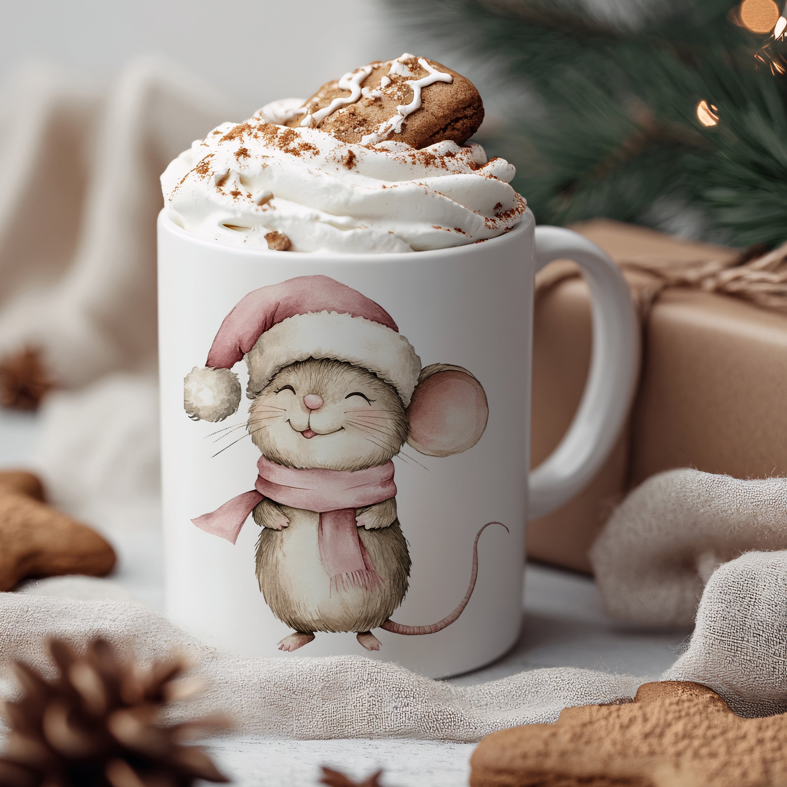 Weihnachtstasse mit fröhlicher Maus