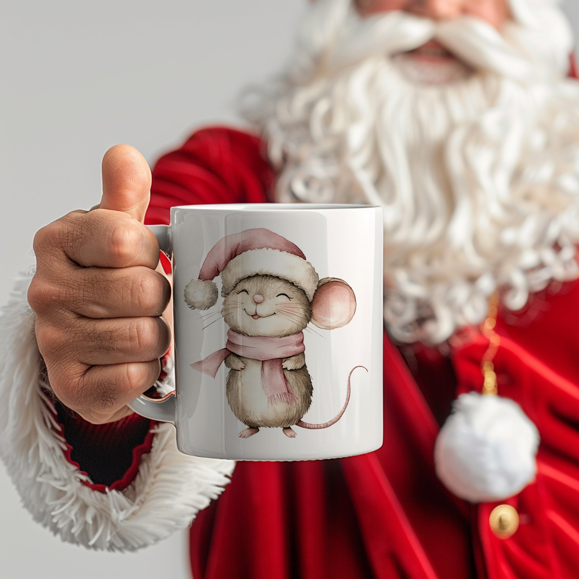 Weihnachtstasse mit fröhlicher Maus