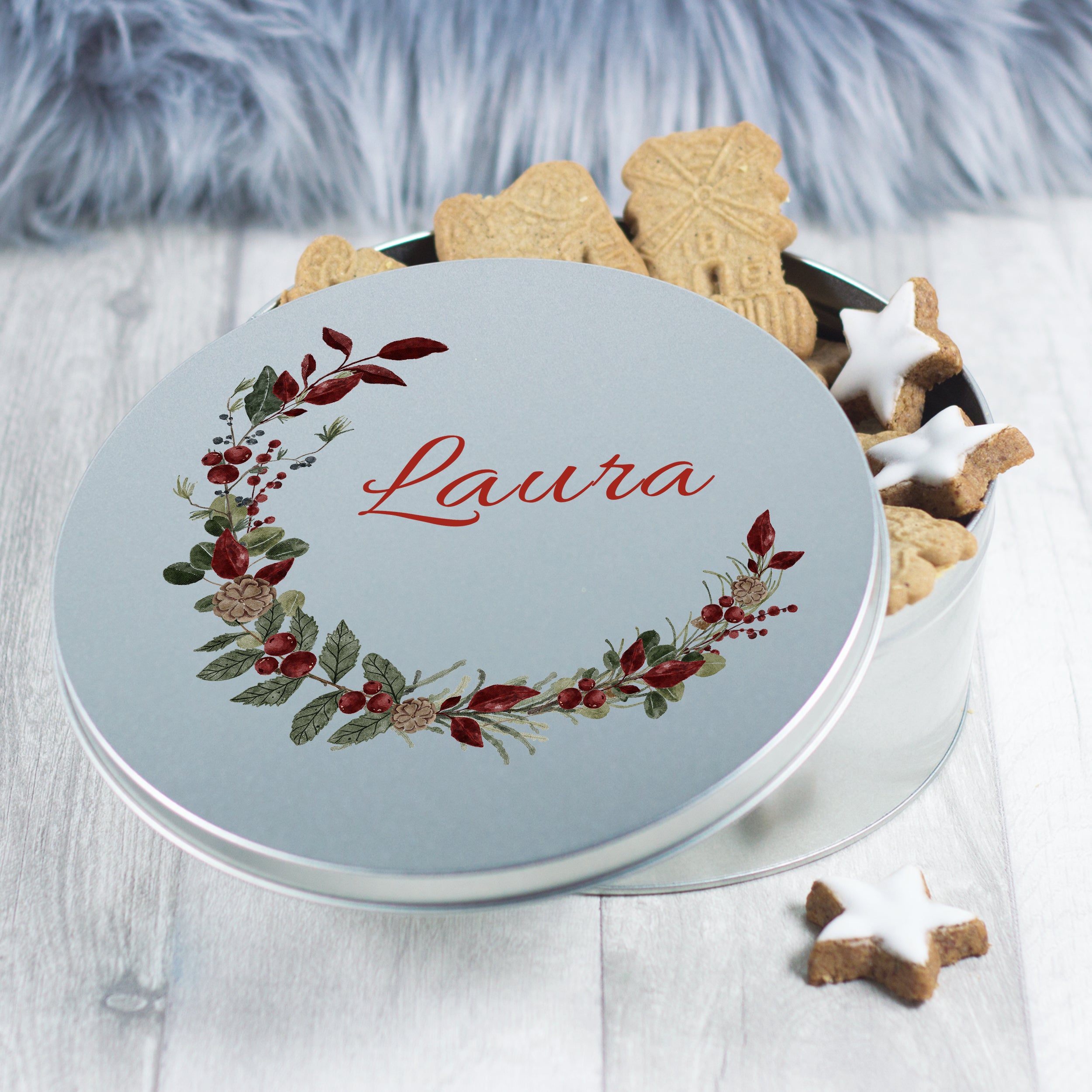 Keksdose mit floralem Kranz - Persönlicher Genuss für jeden Anlass