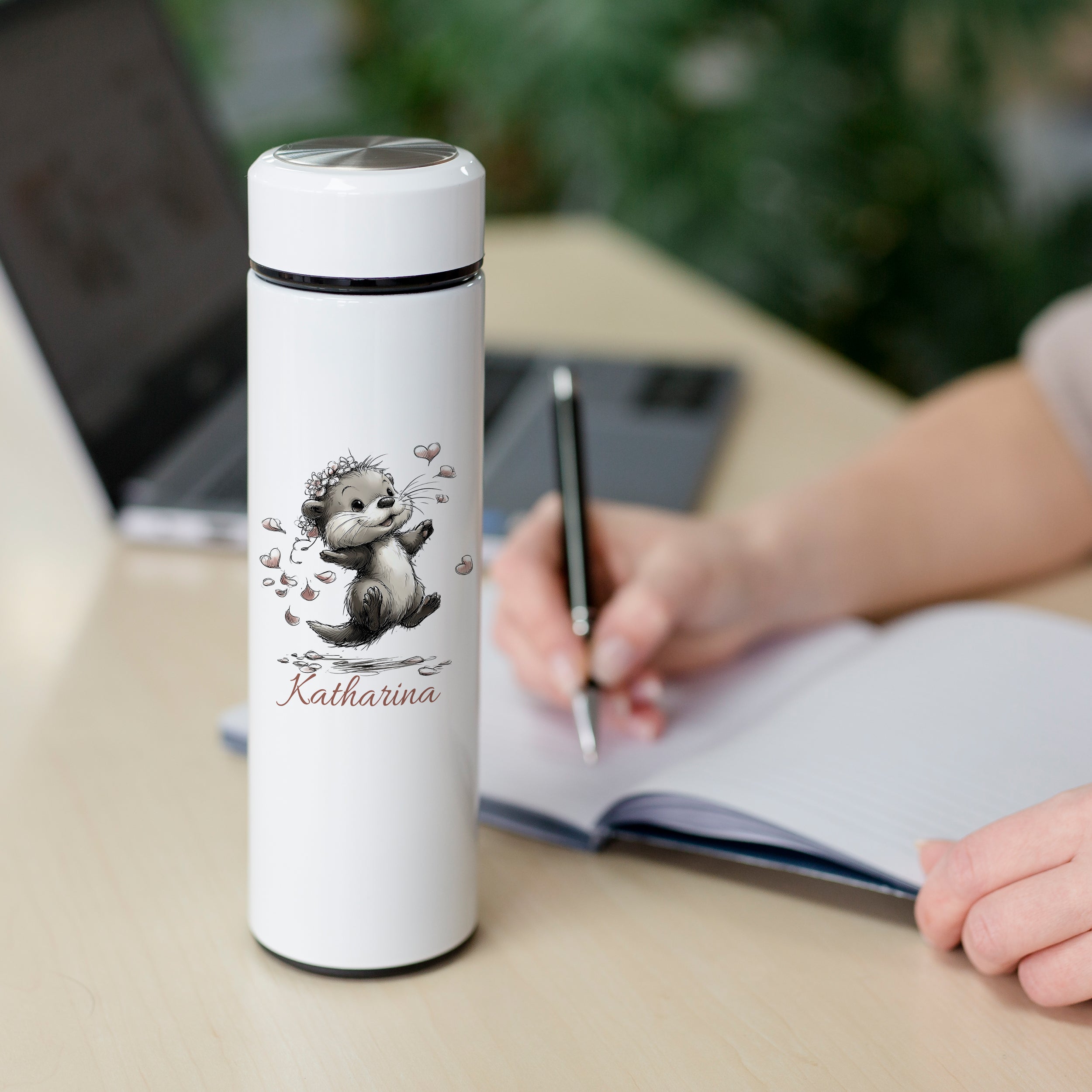 Tee-Thermosflasche mit lustigem Otter - Für entspannte Teepausen