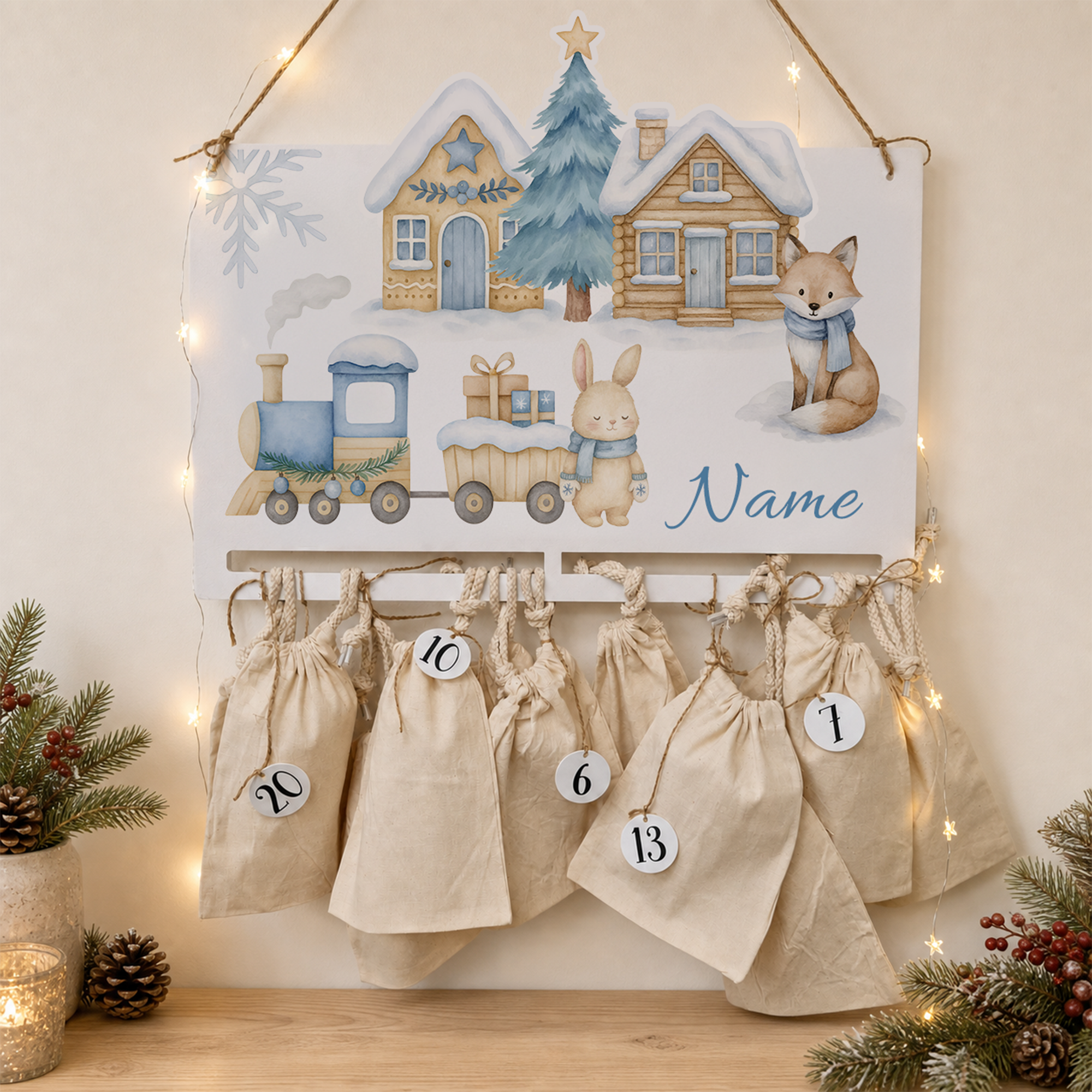 Personalisierter Adventskalender mit Winterzug, Hase, Fuchs, Zahlenanhängern und Baumwollbeuteln