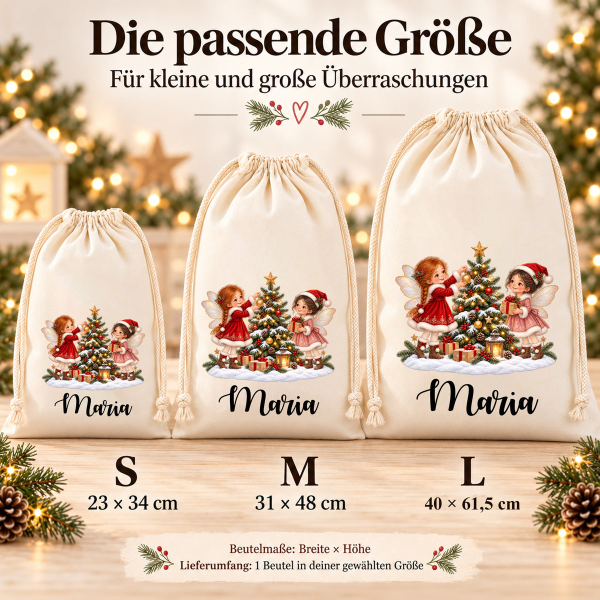 Illustrative Größenübersicht der Nikolaussäcke mit zwei Feen an einem verschneiten Weihnachtsbaum: S 23 × 34 cm, M 31 × 48 cm und L 40 × 61,5 cm, jeweils Breite × Höhe.
